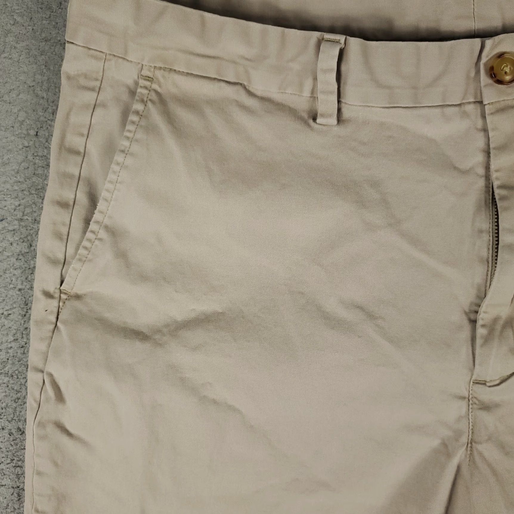 Vineyard Vines VINEYARD VINES Shorts Mens Size 38 Flat Front Chino Cotton Beige Casual Modern Fall Winter Size US 38 / EU 54 - 2 Thumbnail