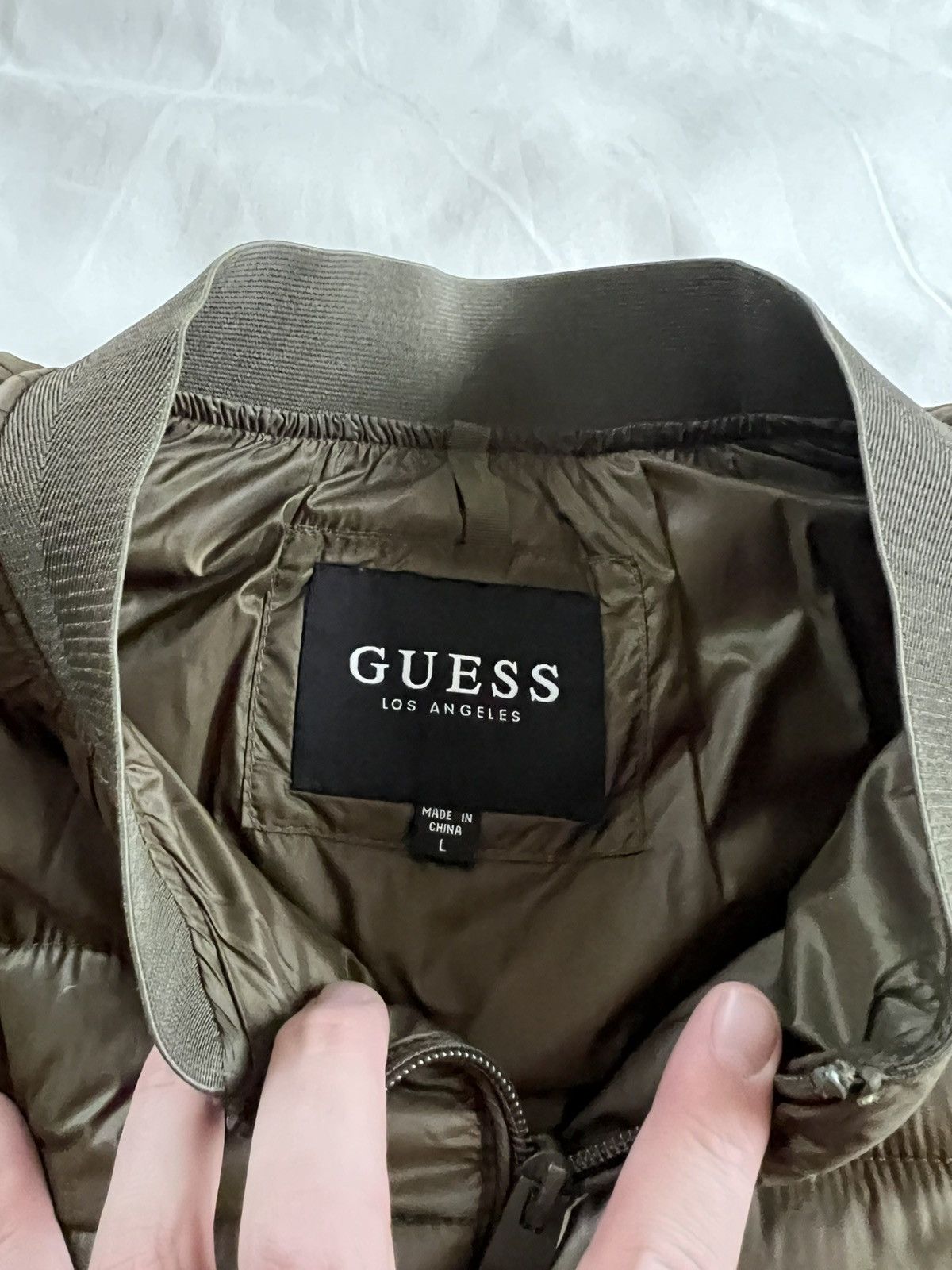 Guess Guess Bomber / Puffer Jacket Size US L / EU 52-54 / 3 - 3 Thumbnail