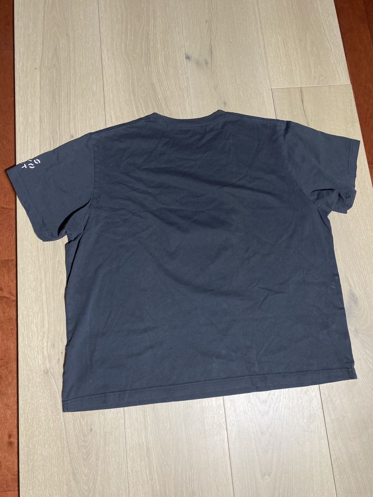 Kaws × Uniqlo Kaws Tokyo First Uniqlo Shirt Size US XXL / EU 58 / 5 - 2 Thumbnail