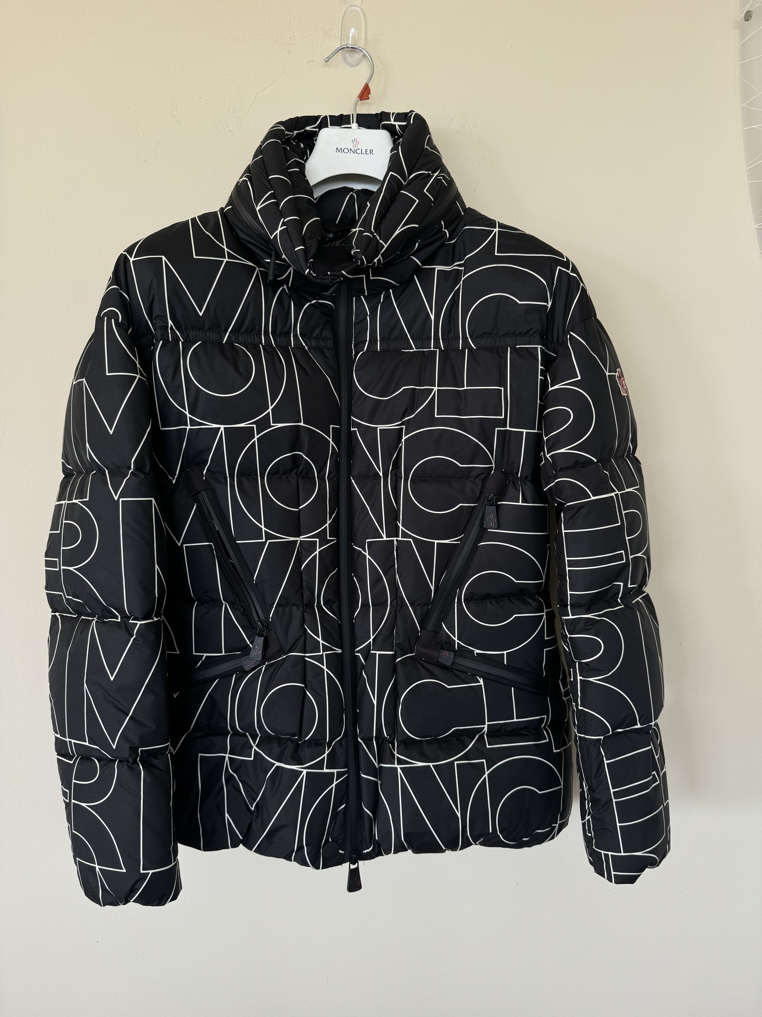 image of Moncler Aop Puffer Jacket in Black, Men's (Size Large)