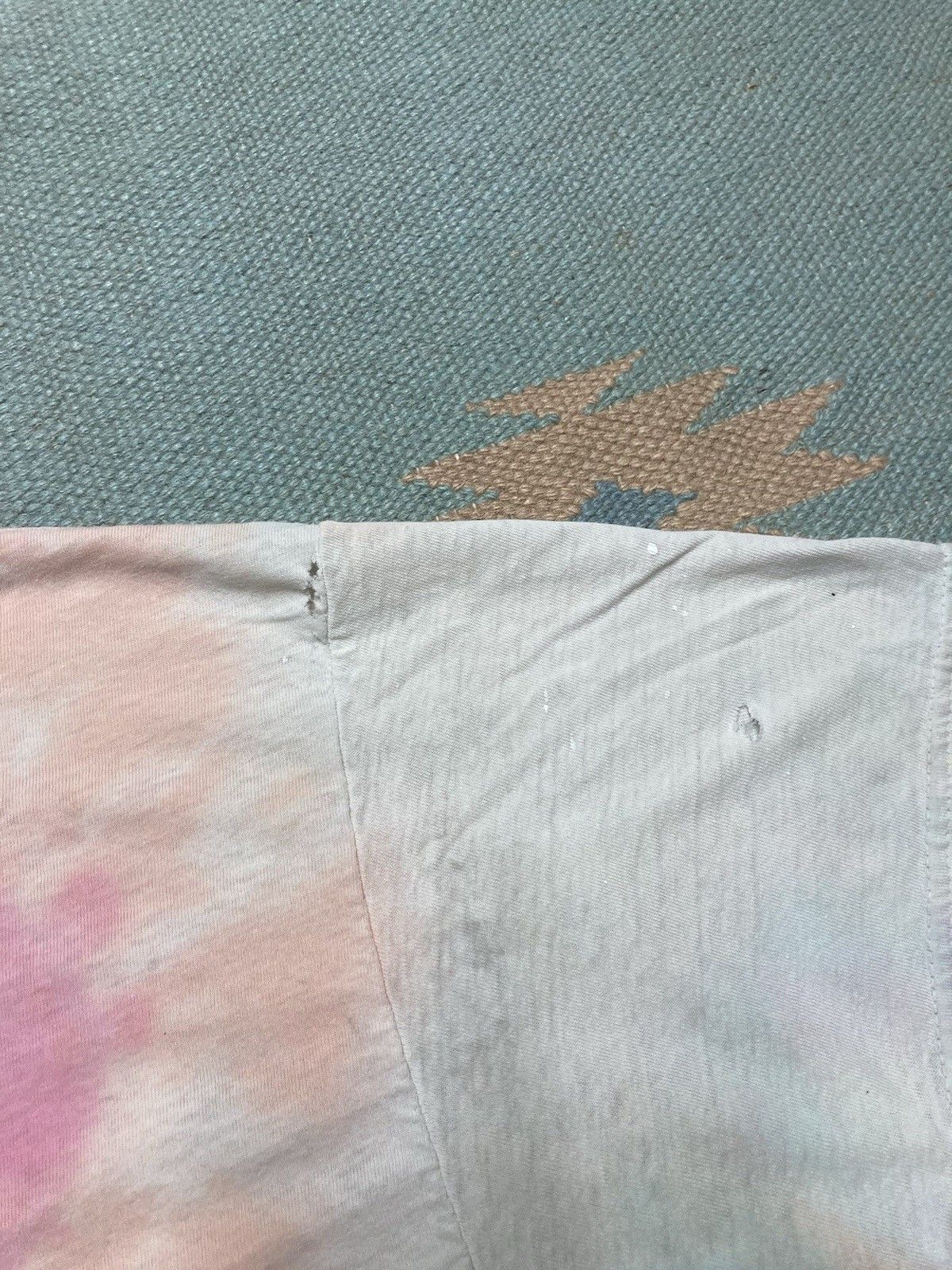 Hanes Hanes tie dye t shirt soft cotton paint distress worn thin L Size US L / EU 52-54 / 3 - 10 Thumbnail