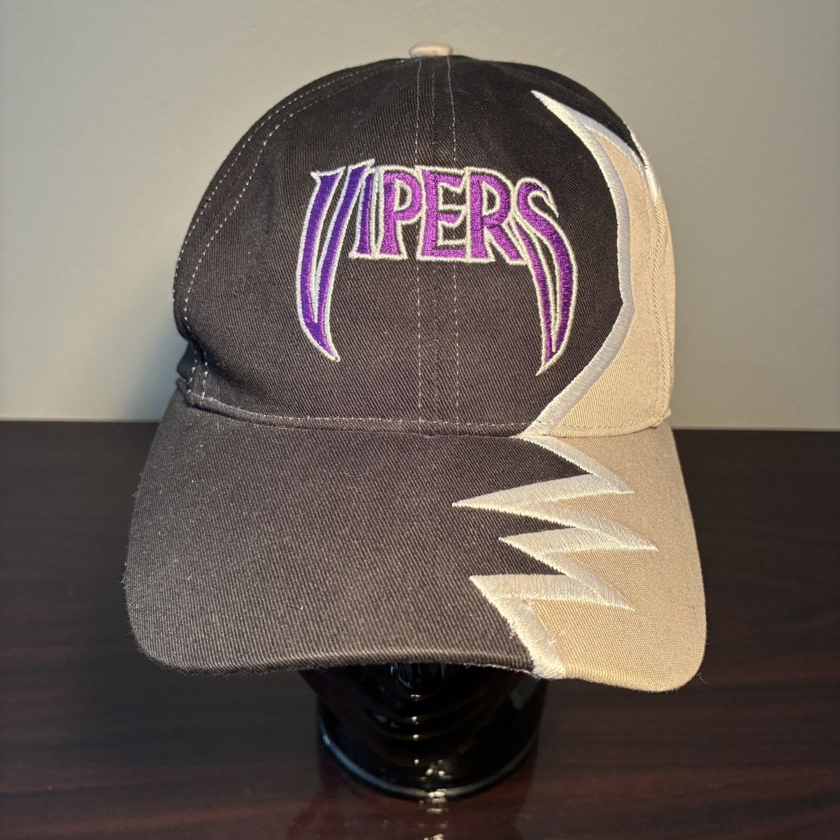 Other Vipers shark tooth zig zag baseball hat Size ONE SIZE - 1 Thumbnail