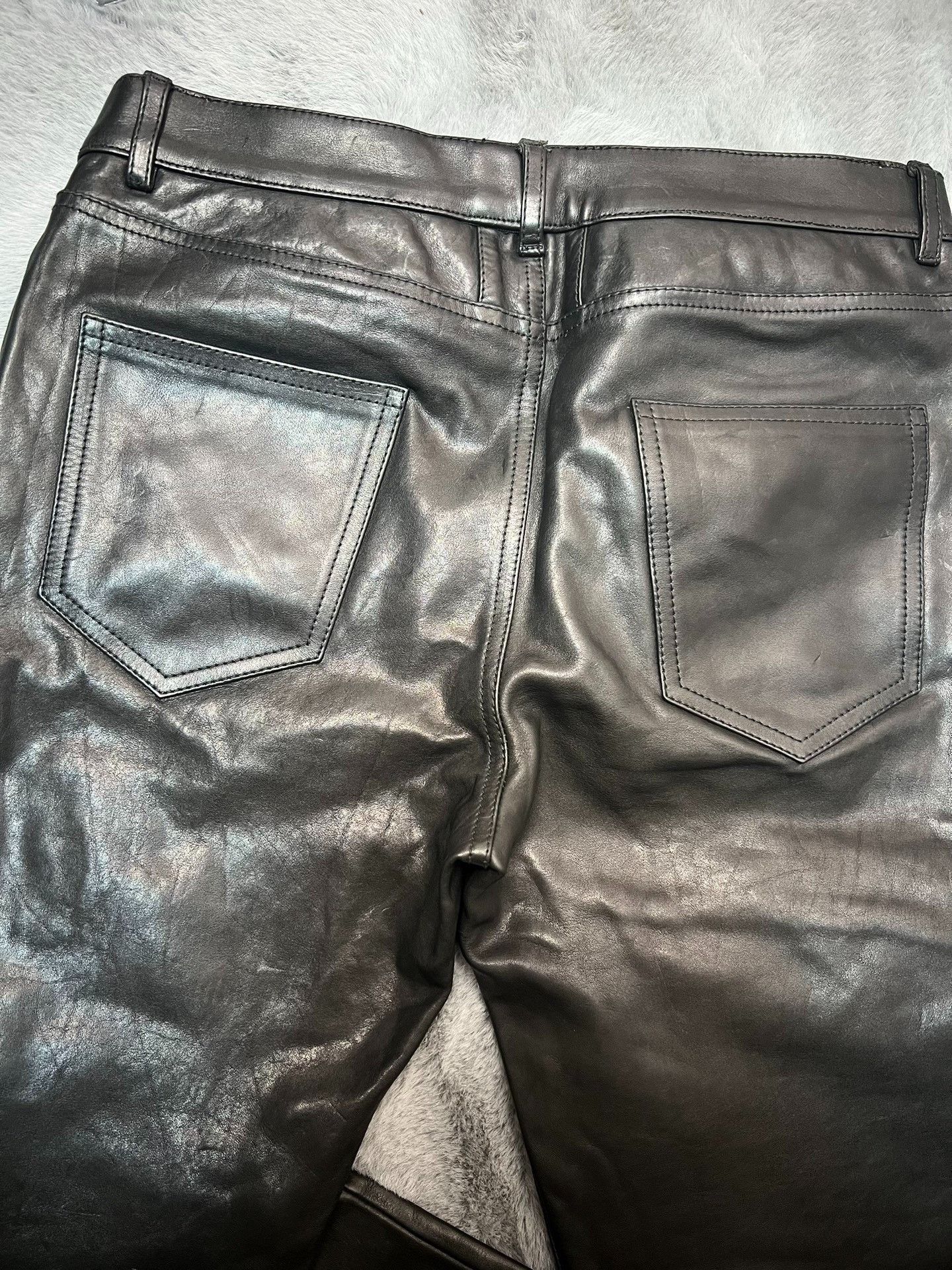 Saint Laurent Paris Saint laurent size 48 Cowhide Black Basic Leather Pants 25 Size US 38 / EU 54 - 7 Thumbnail