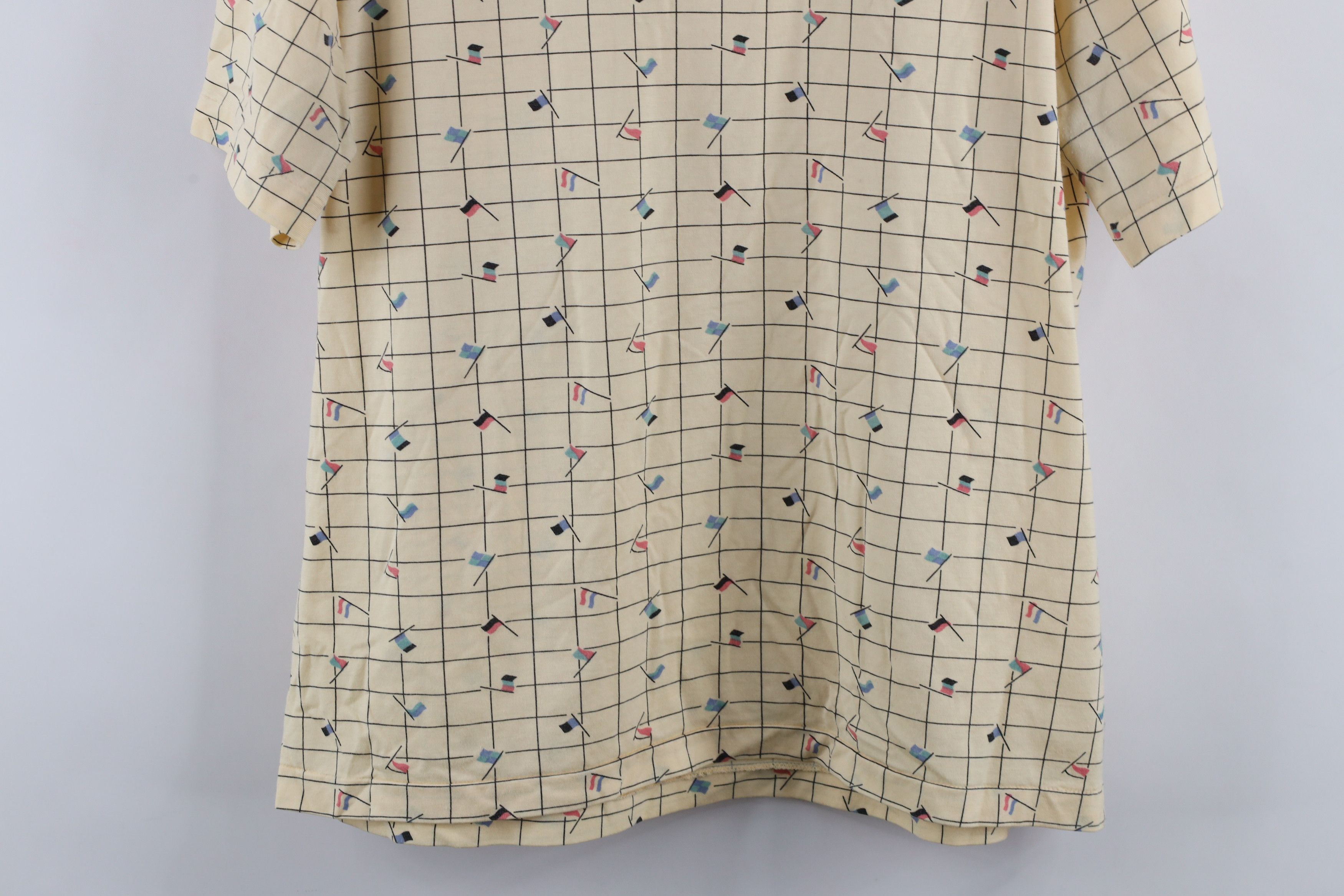 Vintage Vintage 90s Streetwear Over Print Knit Collared Polo Shirt Size L / US 10 / IT 46 - 11 Thumbnail