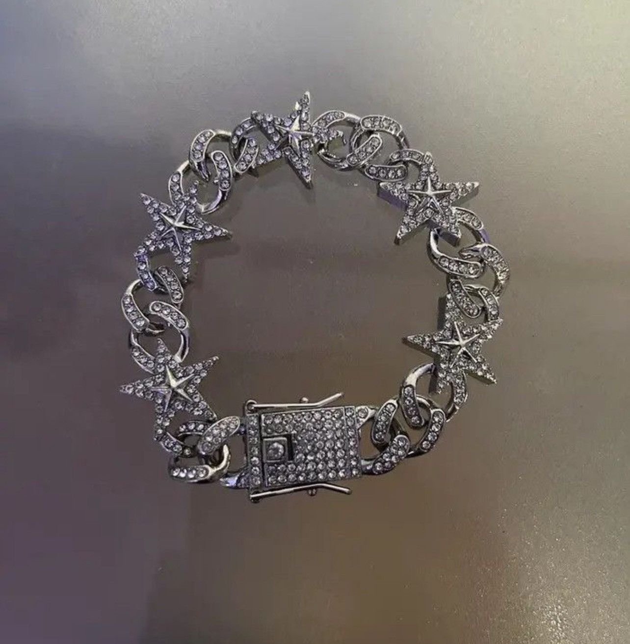 Japanese Brand Crystal Star Bracelet Size ONE SIZE - 1 Thumbnail