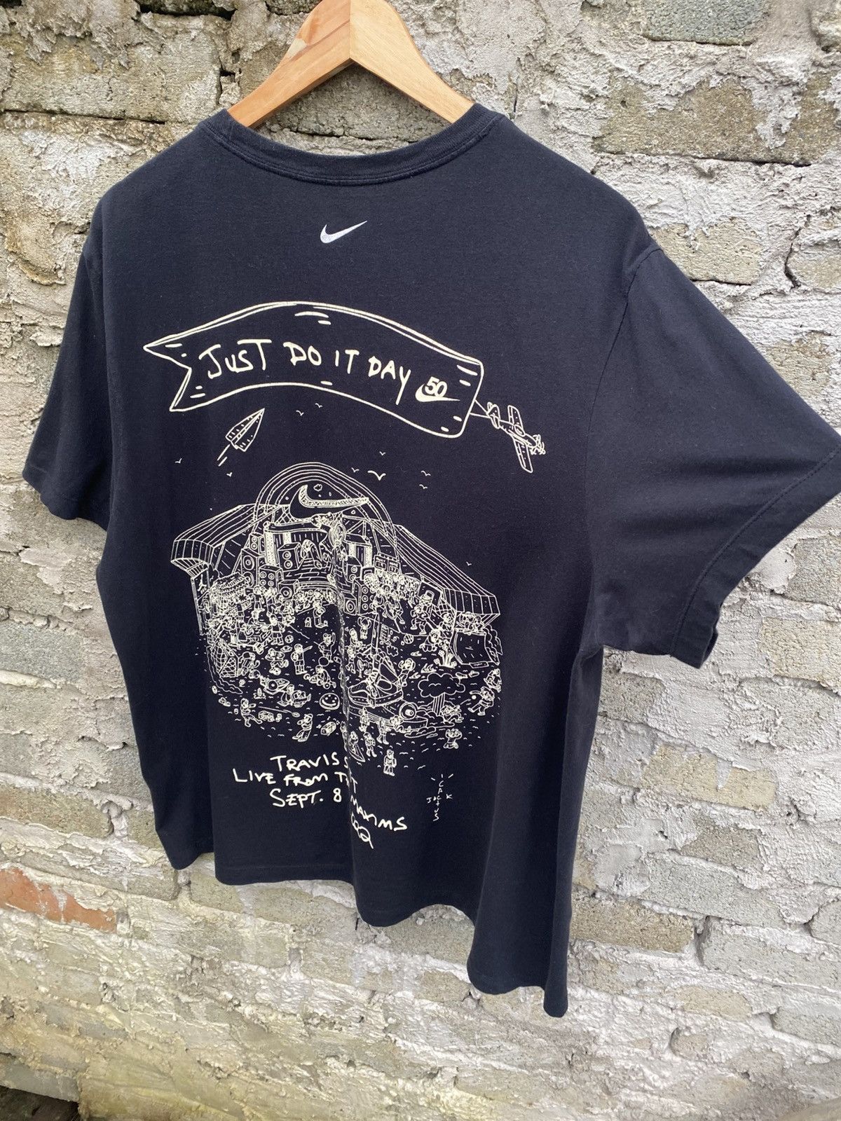 Nike × Travis Scott JDI Day Cactus Jack Travis Scott 2022 Tee Size US XL / EU 56 / 4 - 2 Thumbnail