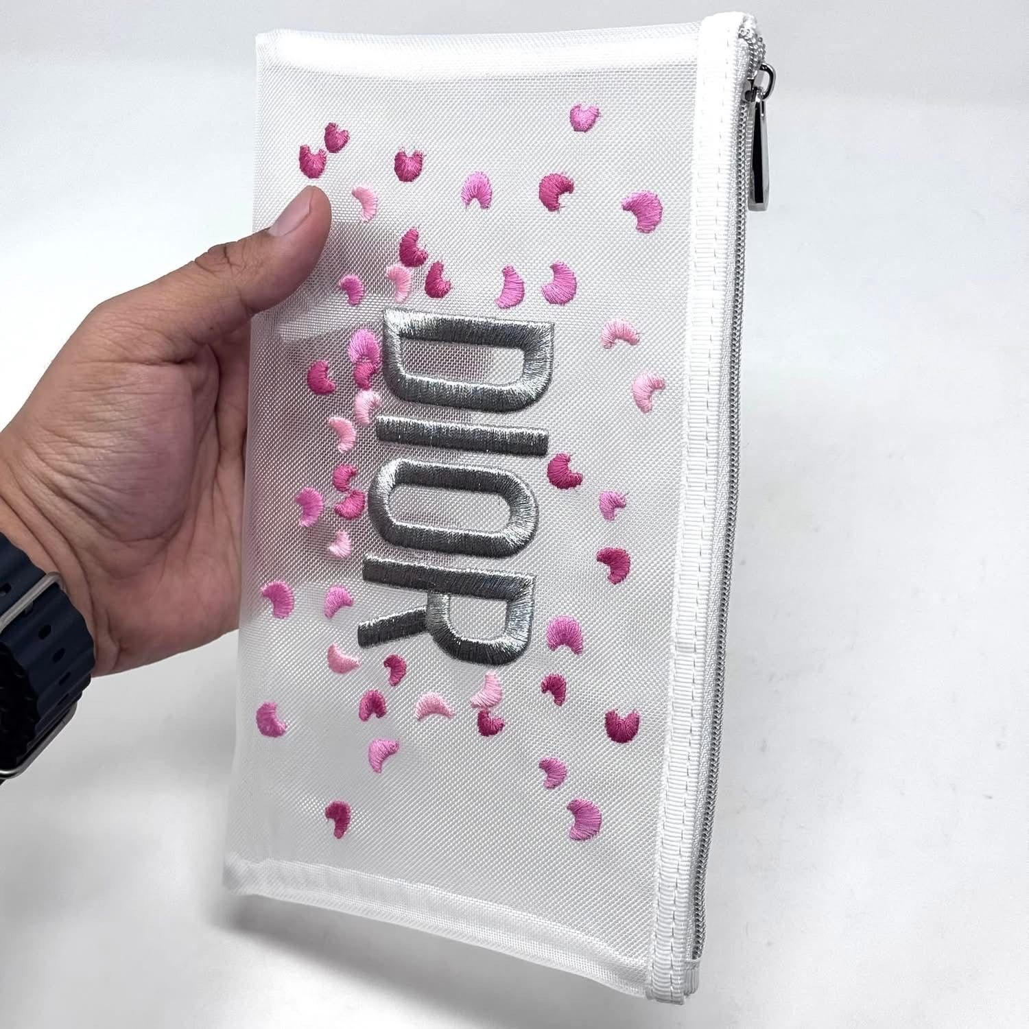 Dior Dior Mesh Zipper Pouch Size ONE SIZE - 6 Thumbnail