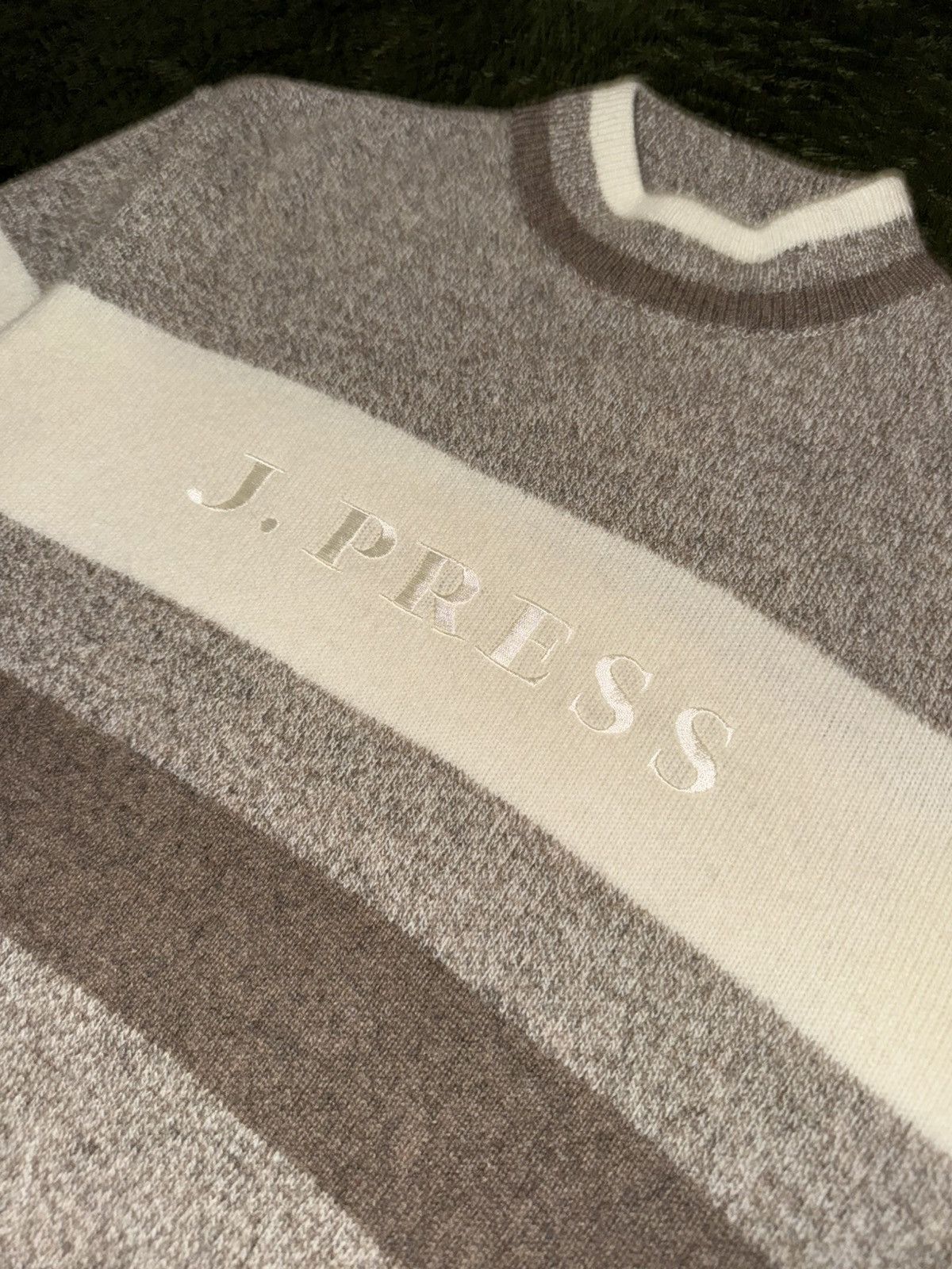 J. Press [M] J.Press Made in Japan embroidery logo Mock Neck Knit Size US M / EU 48-50 / 2 - 2 Thumbnail