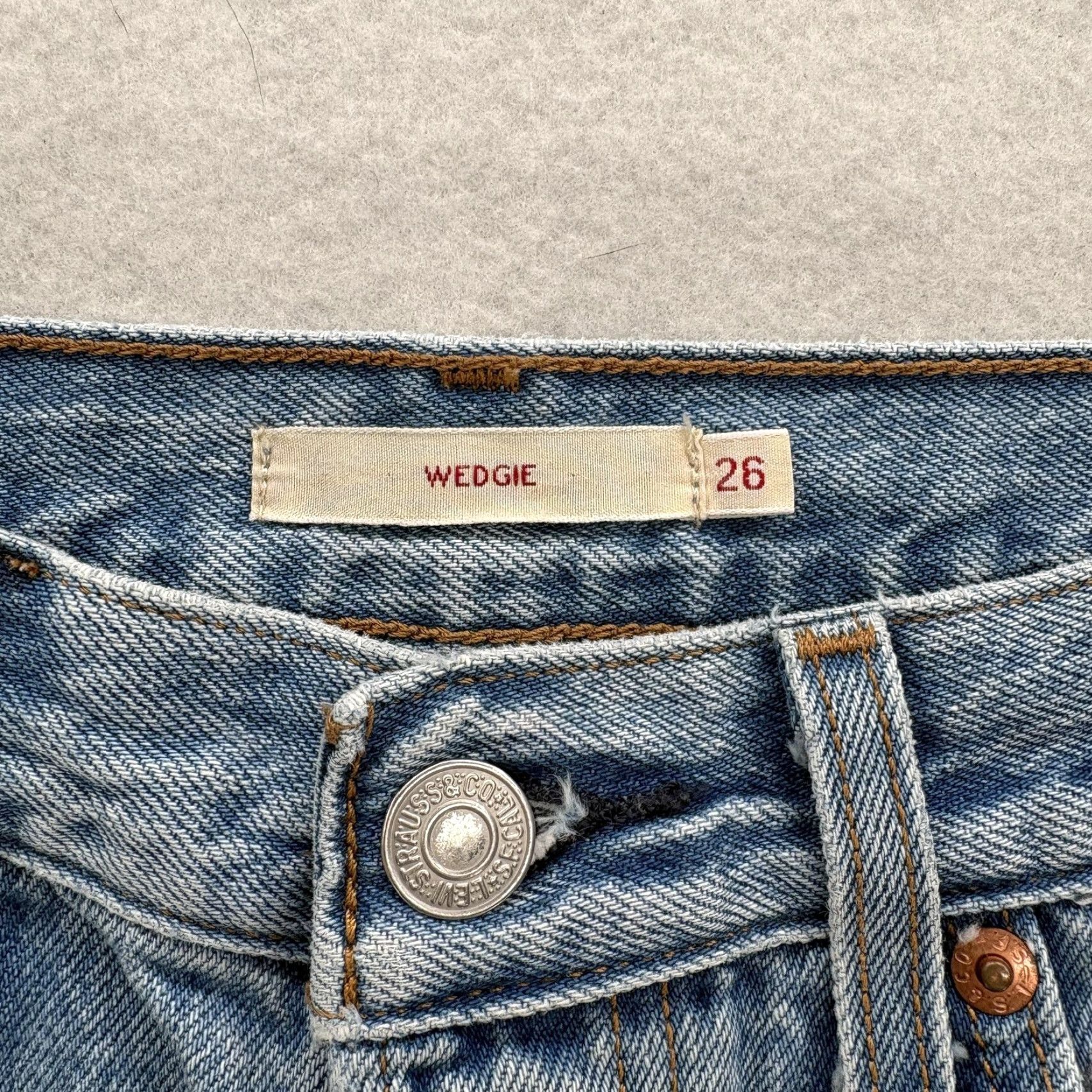 Levi's Levis Premium Wedgie Straight Jeans Womens 26 Blue High Rise Distressed Pockets 5-Pocket Denim Jeans Womens Size 26" / US 2 / IT 38 - 5 Thumbnail