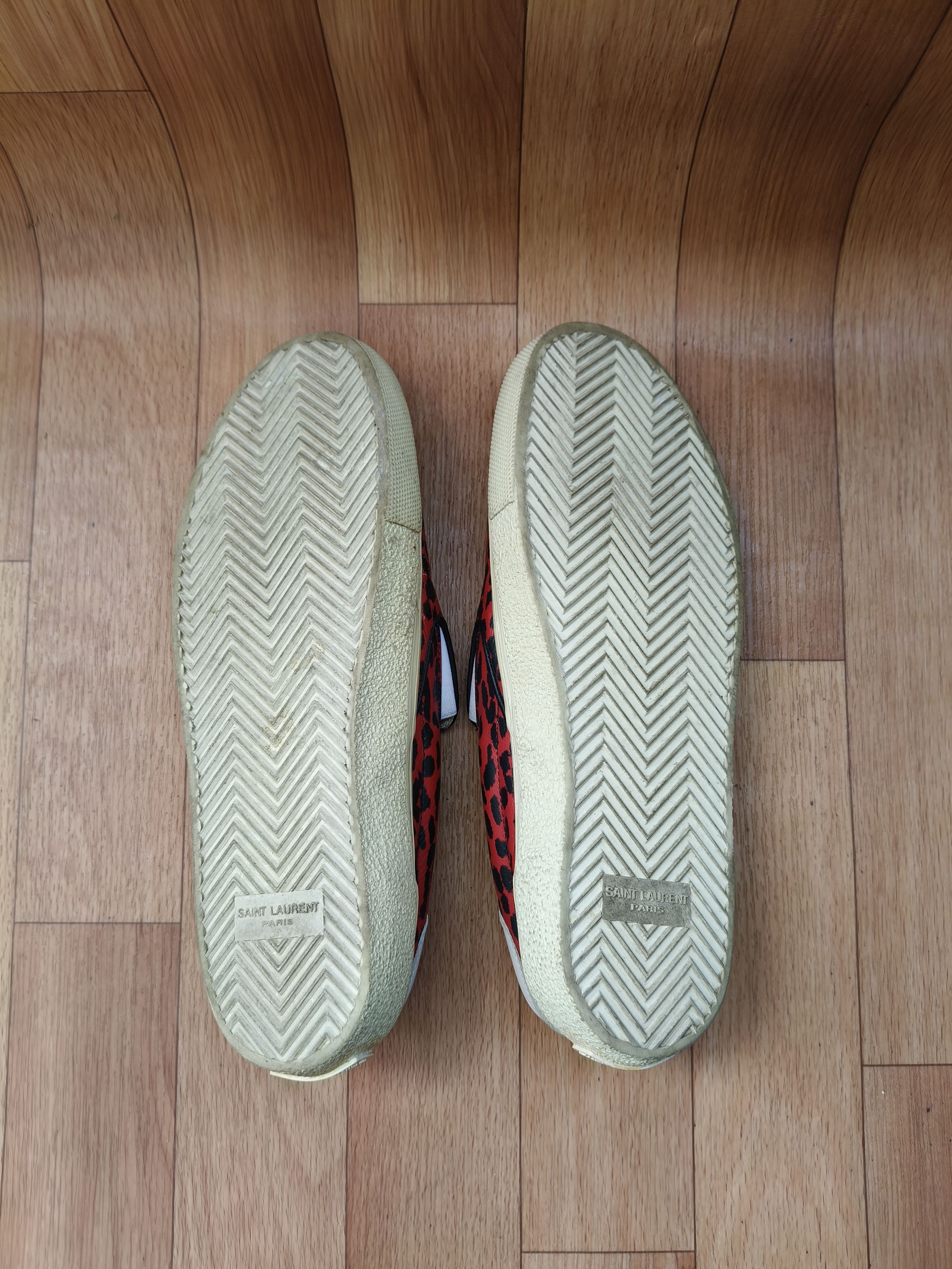Saint Laurent Paris 🩸🎱 Saint Laurent red babycat Size US 8 / EU 41 - 18 Thumbnail