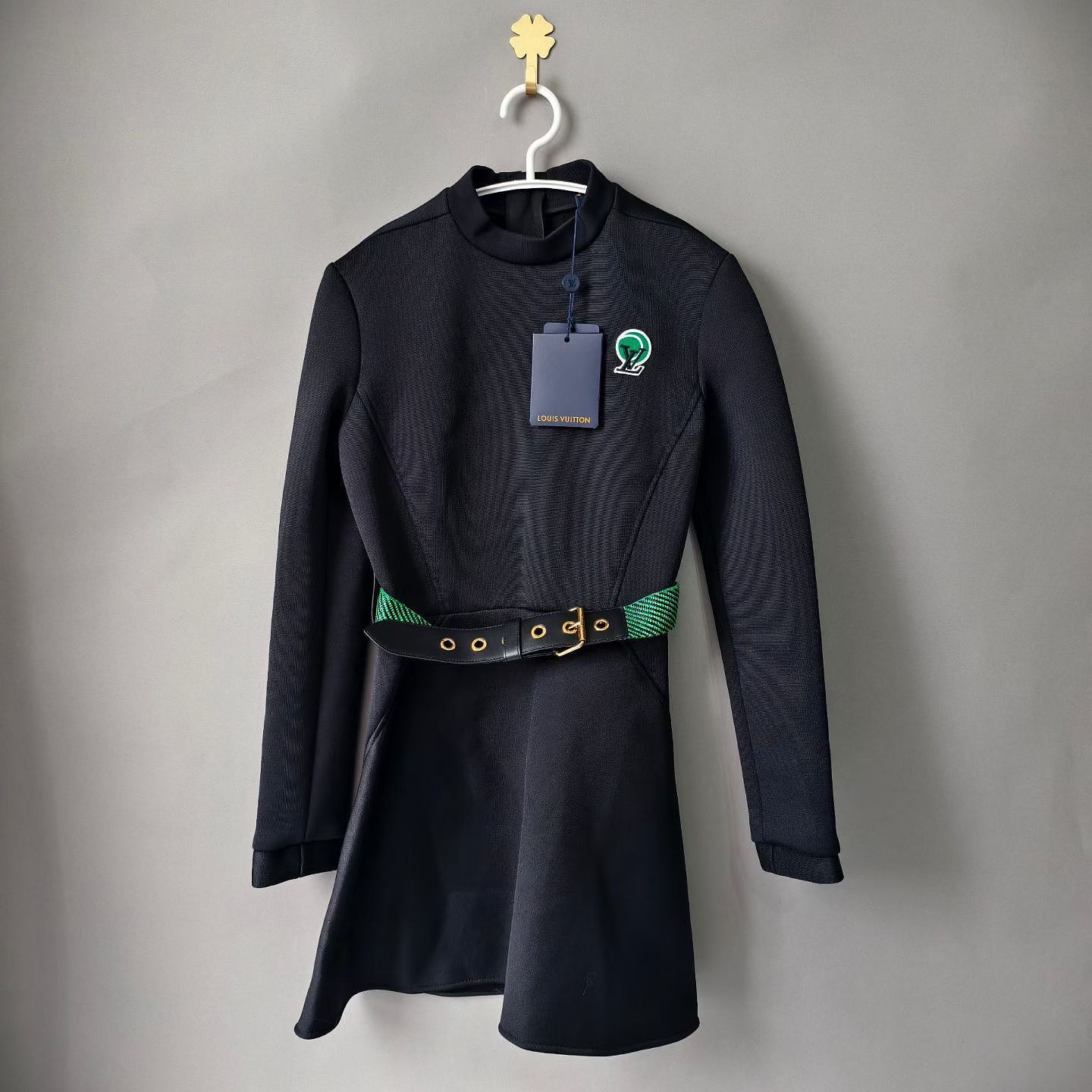 Louis Vuitton Louis Vuitton Patch Belted Mini Dress Size 34 Size XS / US 0-2 / IT 36-38 - 1 Thumbnail