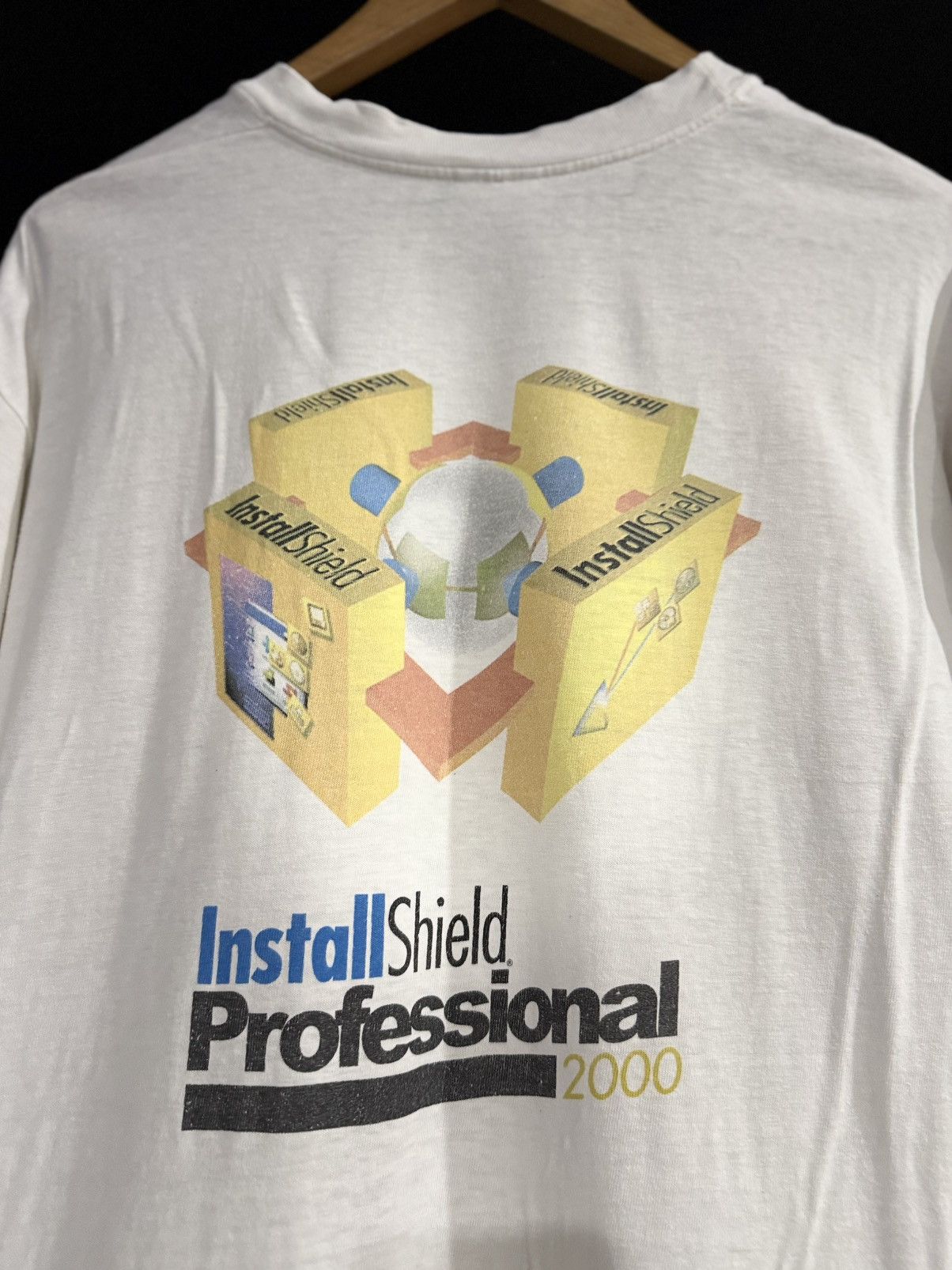 Microsoft Vintage Software Corporation Install Shield Faded Tee Size US L / EU 52-54 / 3 - 2 Thumbnail