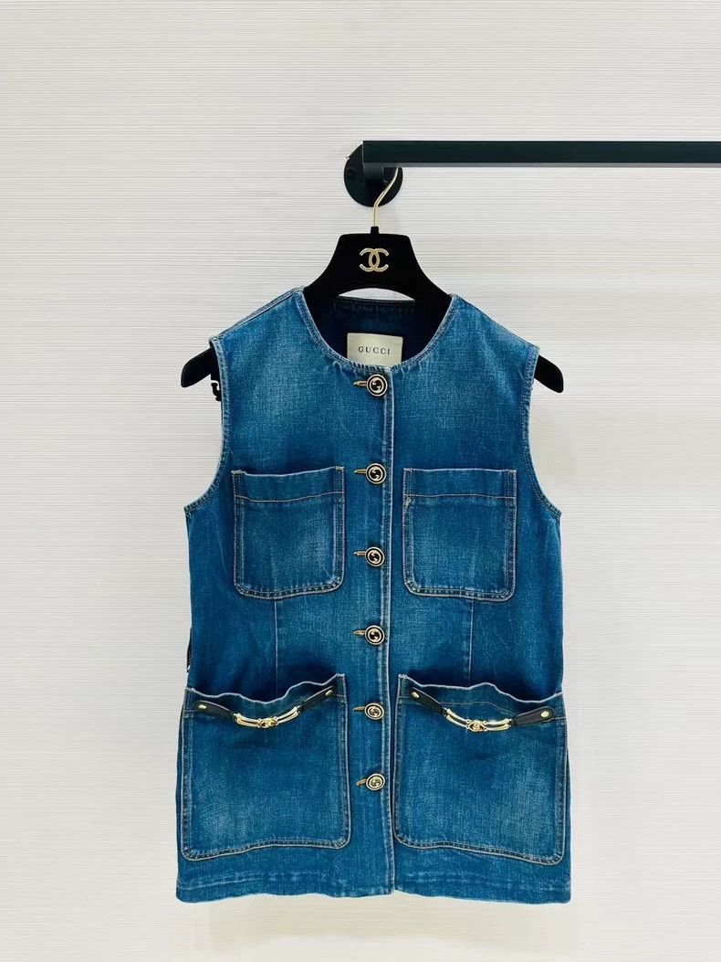 Gucci GucciCowboy vest 2503-Nextarrow Size XXS / US 00 / IT 34 - 1 Thumbnail