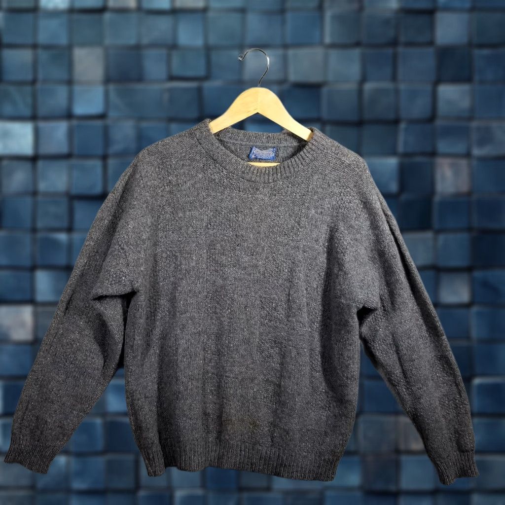 Pendleton VINTAGE Pendleton Sweater Mens XL Gray Wool Thick Knit Crewneck Pullover USA Size US XL / EU 56 / 4 - 1 Thumbnail