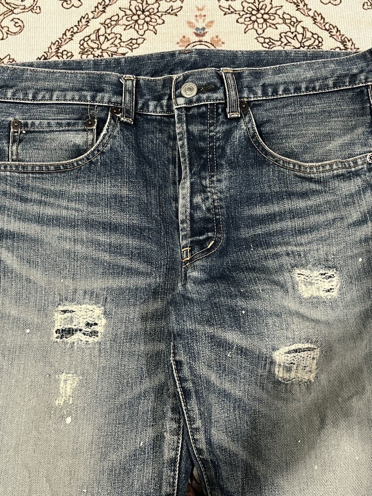 Japanese Brand WASHED DENIM PAINT SPLATTER DISTRESSED JEANS NOT HELMUT LANG Size US 31 - 3 Thumbnail