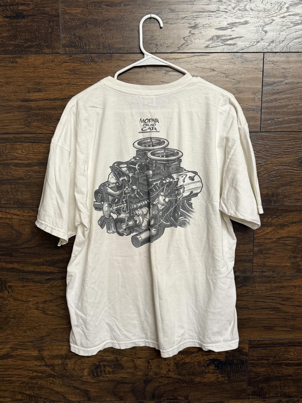 Gildan Mopar Magazine T-shirt - Mopar or No Car 426 Hemi Engine XL Size US XL / EU 56 / 4 - 1 Thumbnail