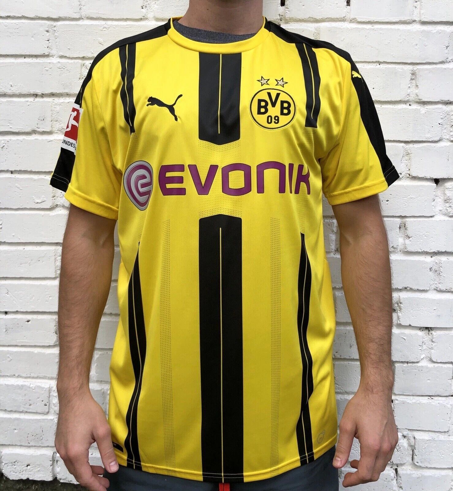 Puma BORUSSIA DORTMUND 2016 2017 HOME FOOTBALL JERSEY LARSEN Size US XL / EU 56 / 4 - 2 Thumbnail