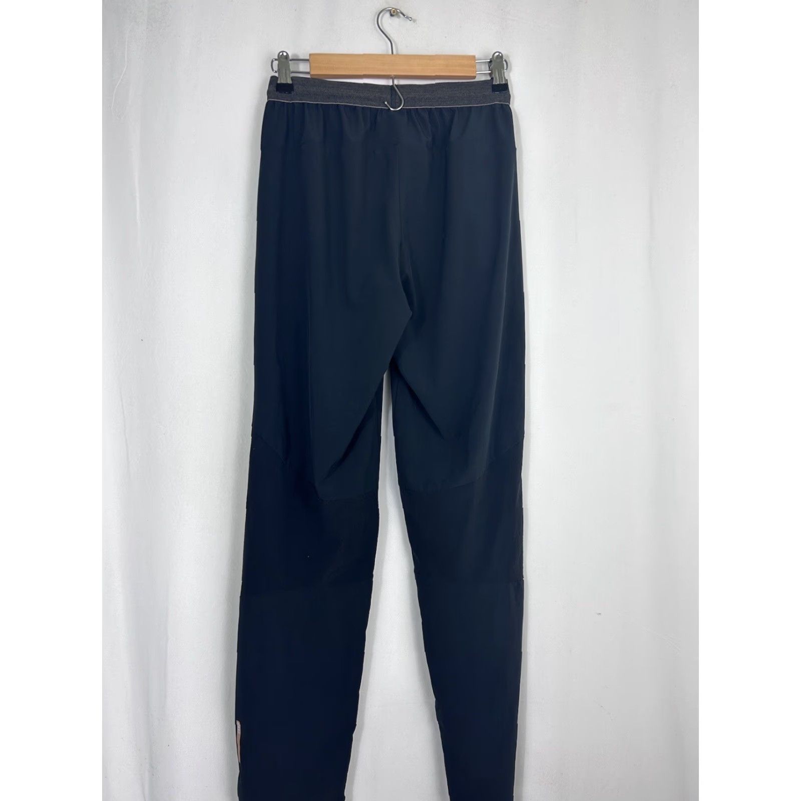 Vintage **REI Base Layer Pants Womens XS Gray Jogger Hiking** User: REI Base Layer Pants Women's XS Gray Jogger Hiking Size 26" / US 2 / IT 38 - 6 Thumbnail