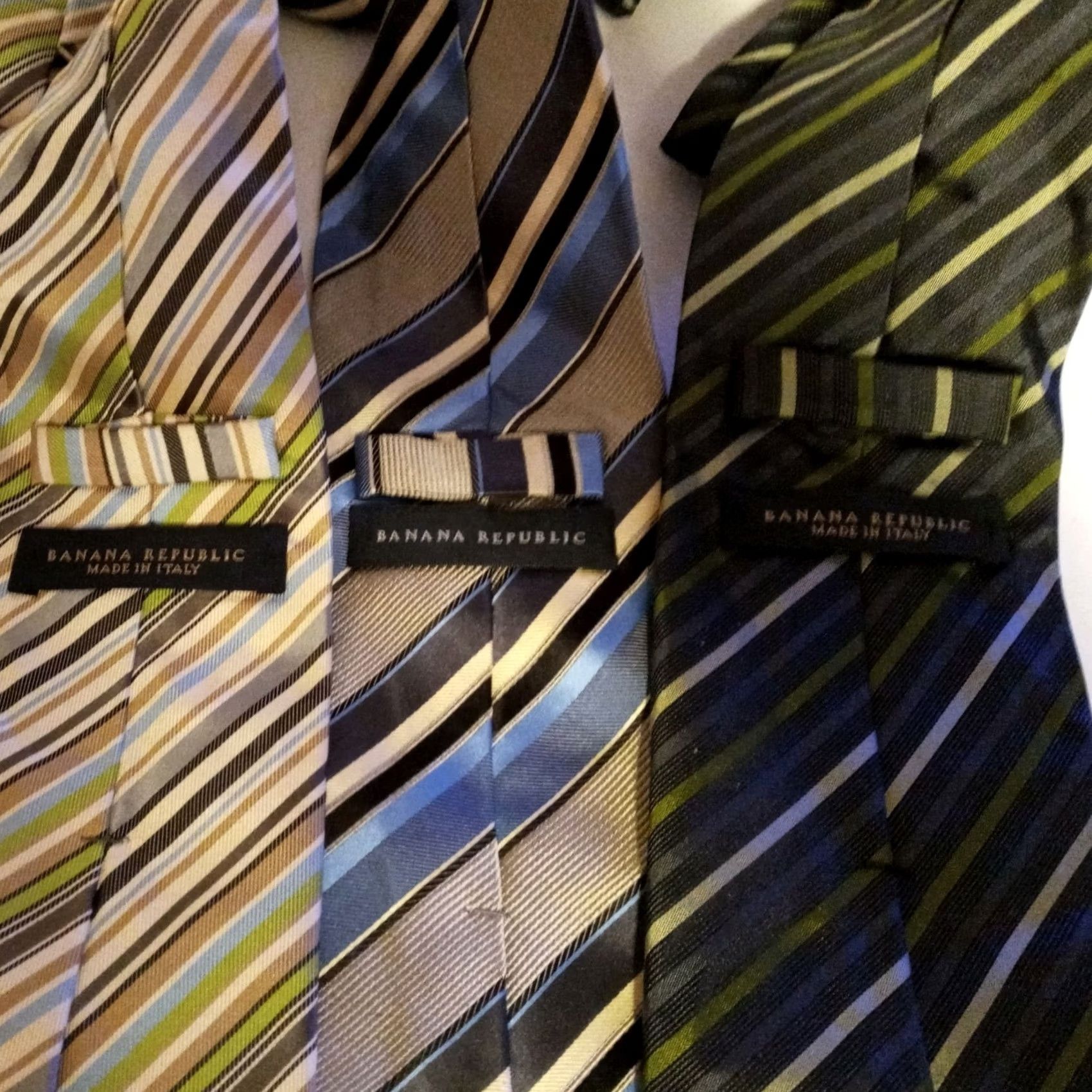 Banana Republic Banana Republic Men’s Ties Lot Of 3 Ascot Silk Striped Blue Multicolor Designer 100% Silk Men Boys? Size ONE SIZE - 2 Thumbnail