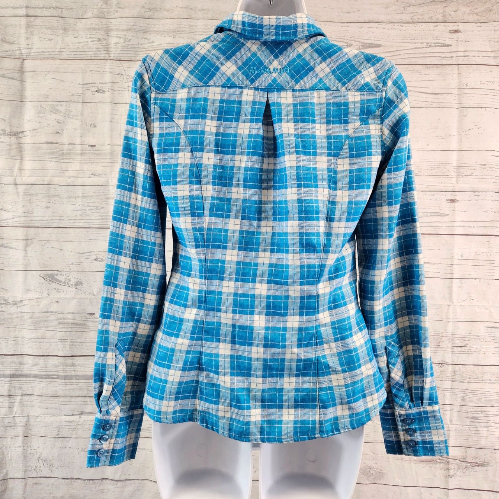 Mammut Mammut Womens Button Up Shirt XS Blue White Plaid Long Sleeve Shirt Womens XS Blue White Plaid Long Sleeve Size XS / US 0-2 / IT 36-38 - 4 Thumbnail