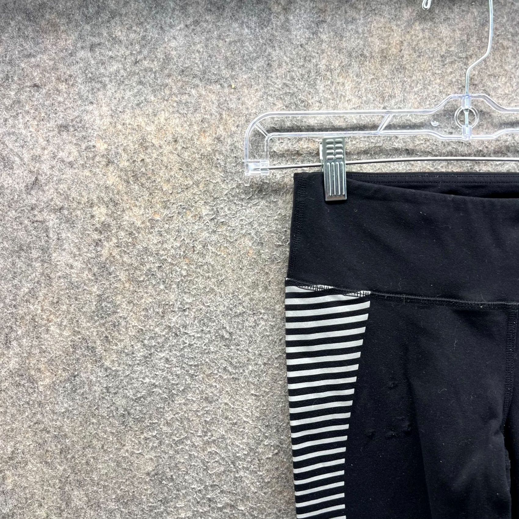 Alo Alo Leggings Women XS Black White Striped High Rise Activewear Yoga Pants Gym Shirt? Size 26" / US 2 / IT 38 - 5 Thumbnail