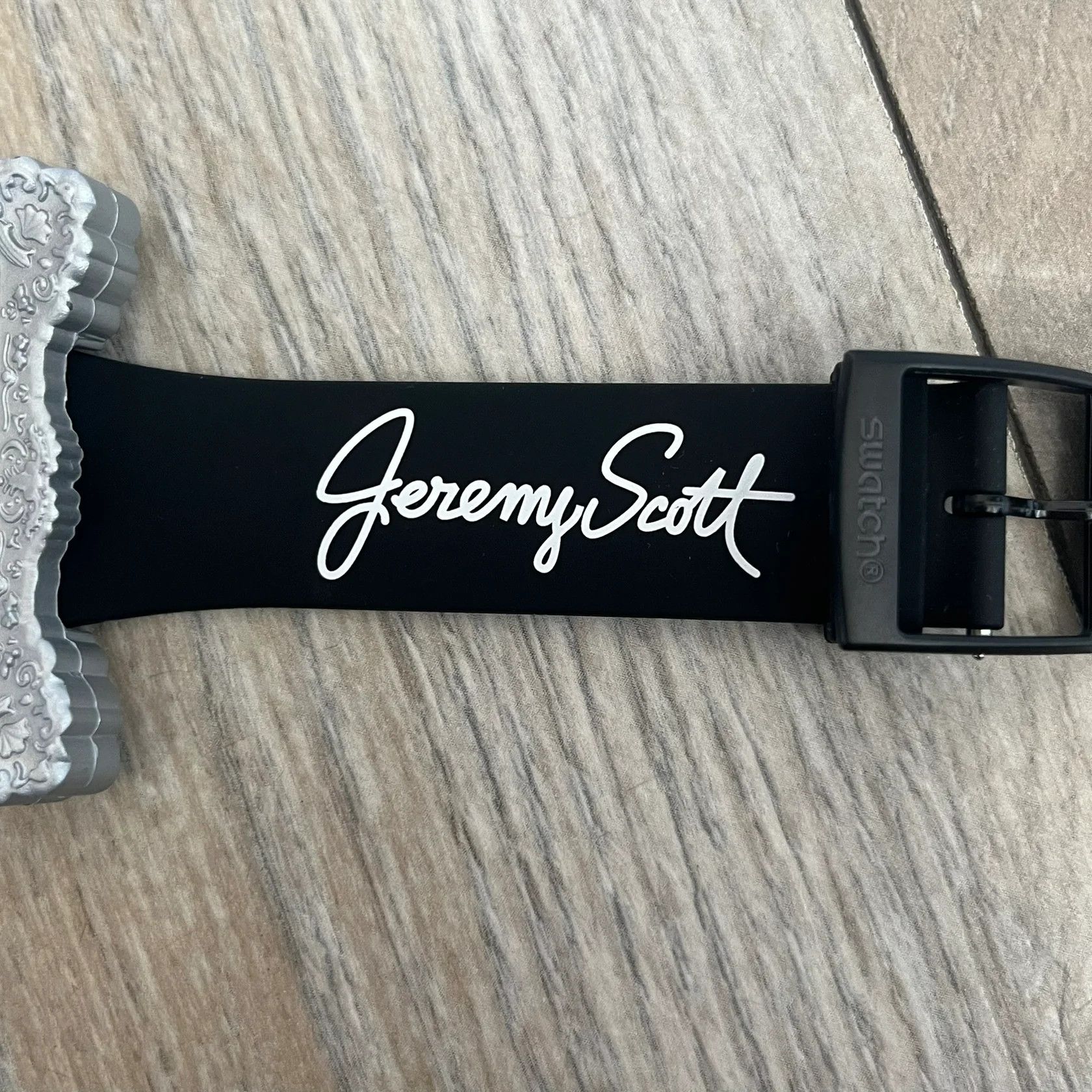 Jeremy Scott Swatch x Jeremy Scott 2011 Portrait Analog Watch Size ONE SIZE - 5 Thumbnail