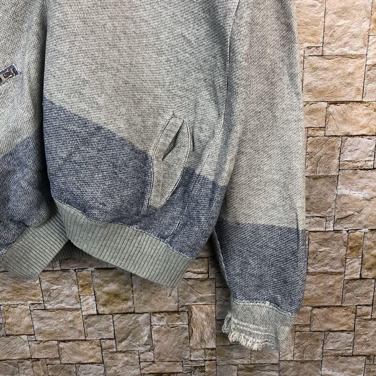 Paul Smith Paul Smith ripped distressed Grey sweater #A815 Size US L / EU 52-54 / 3 - 8 Thumbnail