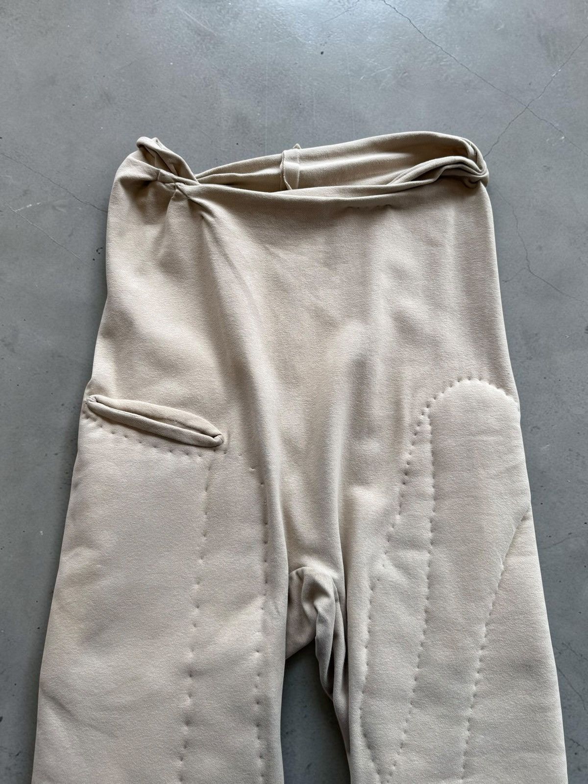Yeezy Yeezy sample unreleased legging pants Size US 26 / EU 42 - 2 Thumbnail