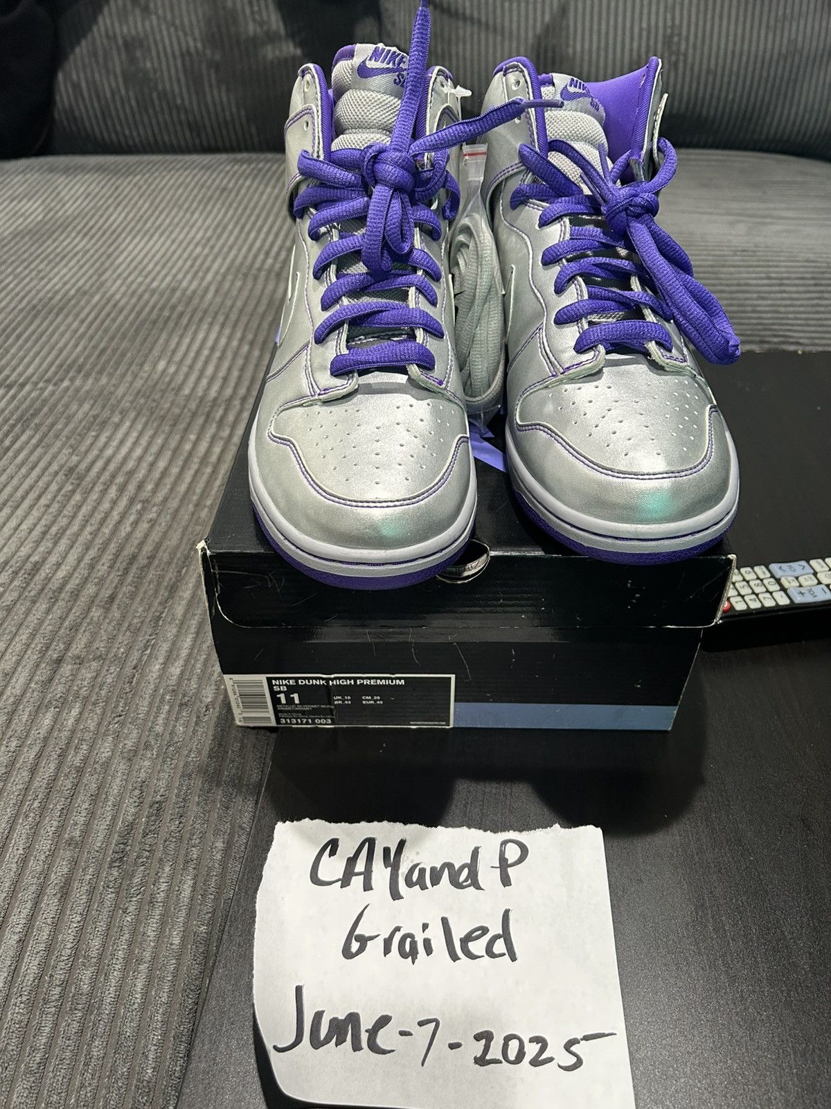 Nike × Vintage NIKE SB DINO JR Size US 11 / EU 44 - 1 Thumbnail