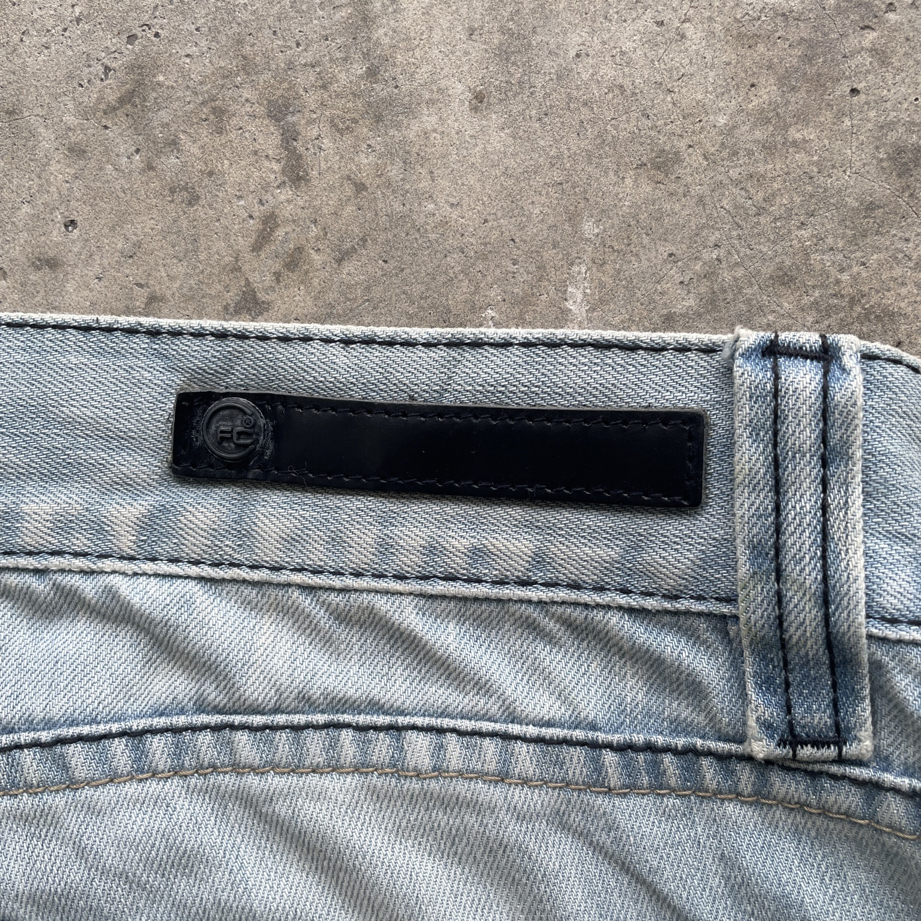 Japanese Brand VINTAGE JAPANESE JEANS FADED DENIM PANTS W33x27 Size US 33 - 10 Thumbnail