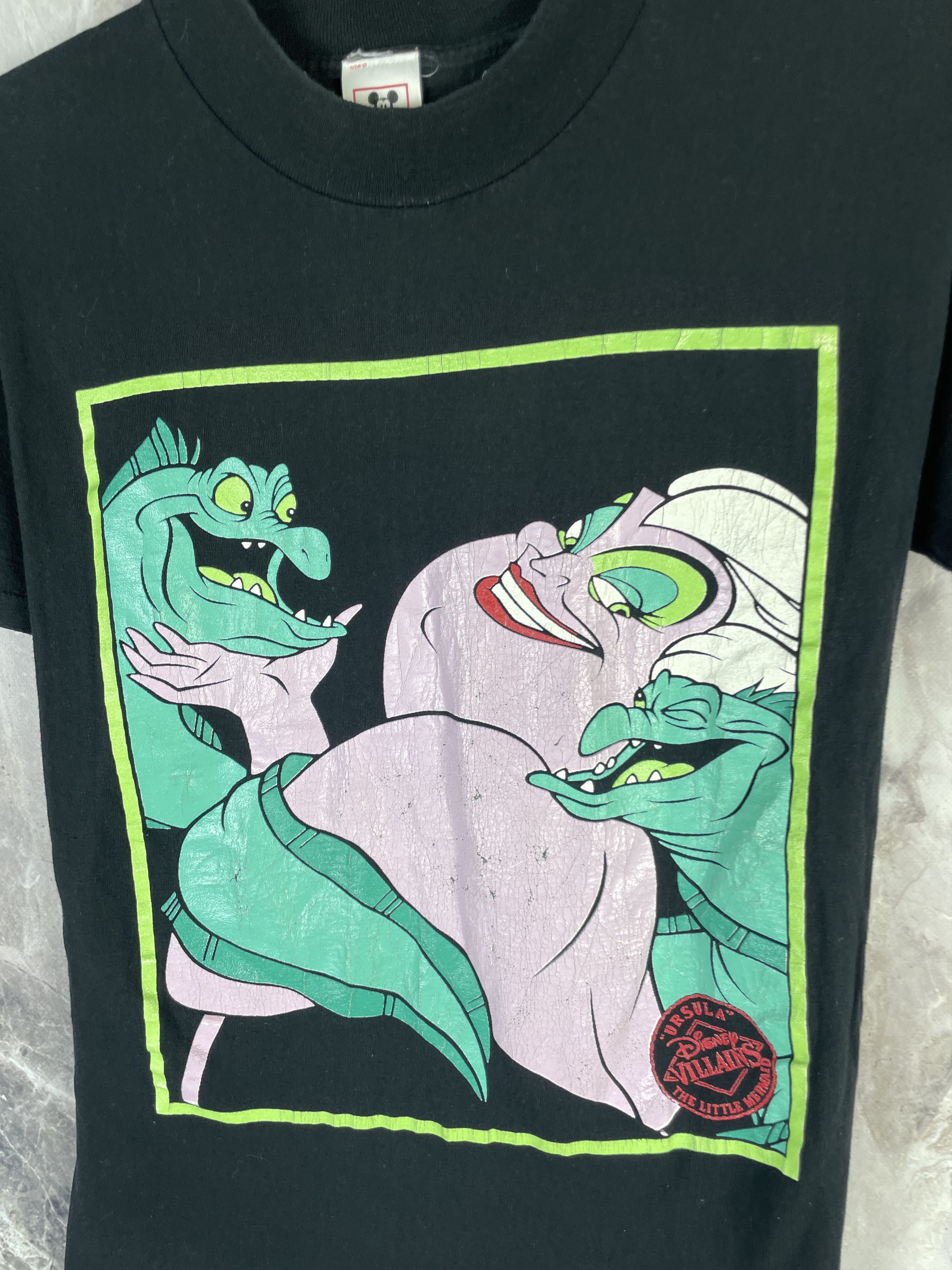 Disney *RARE* Vintage Disney Villains Big Print T-Shirt Size US M / EU 48-50 / 2 - 3 Thumbnail