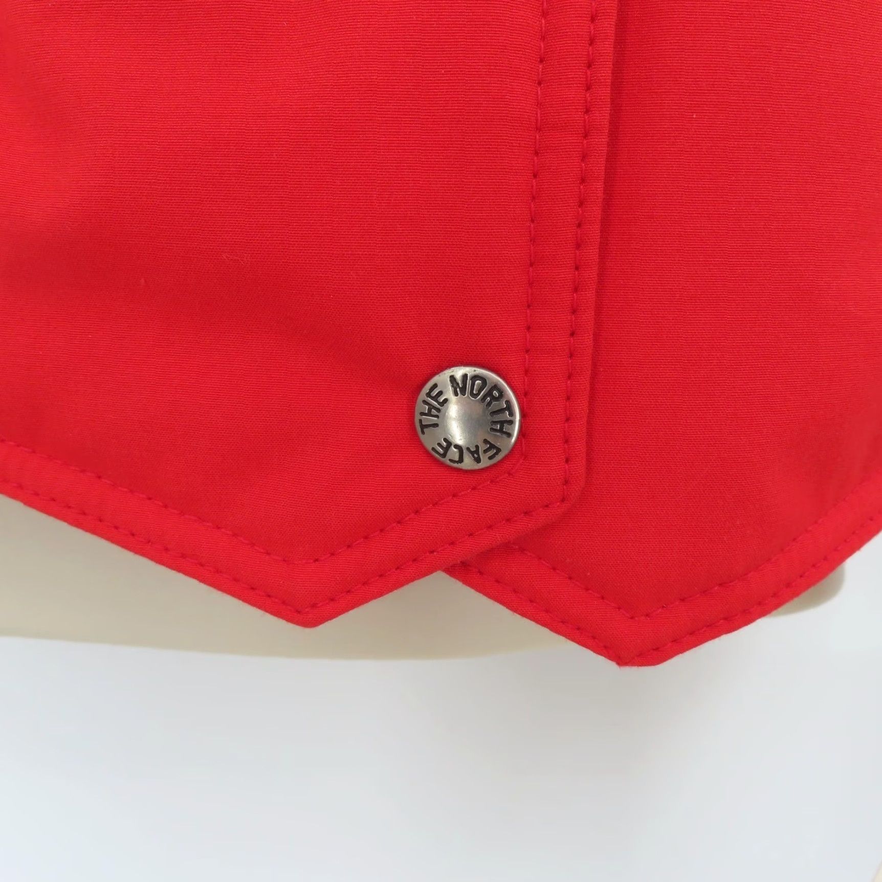 The North Face VTG The North Face Women Vest L Red Snap Front ZIP Pockets NEW Tags Solid Size L / US 10 / IT 46 - 6 Thumbnail
