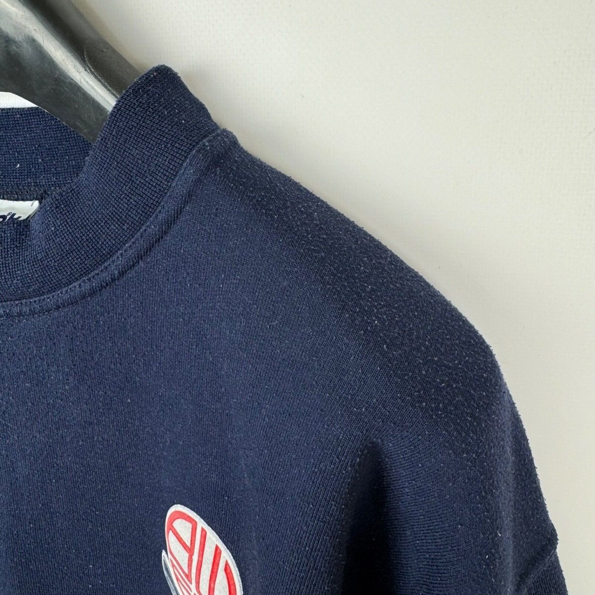 Reebok BOLTON WANDERERS 1998 TRAINING FOOTBALL SOCCER SWEATSHIRT Size US L / EU 52-54 / 3 - 16 Thumbnail