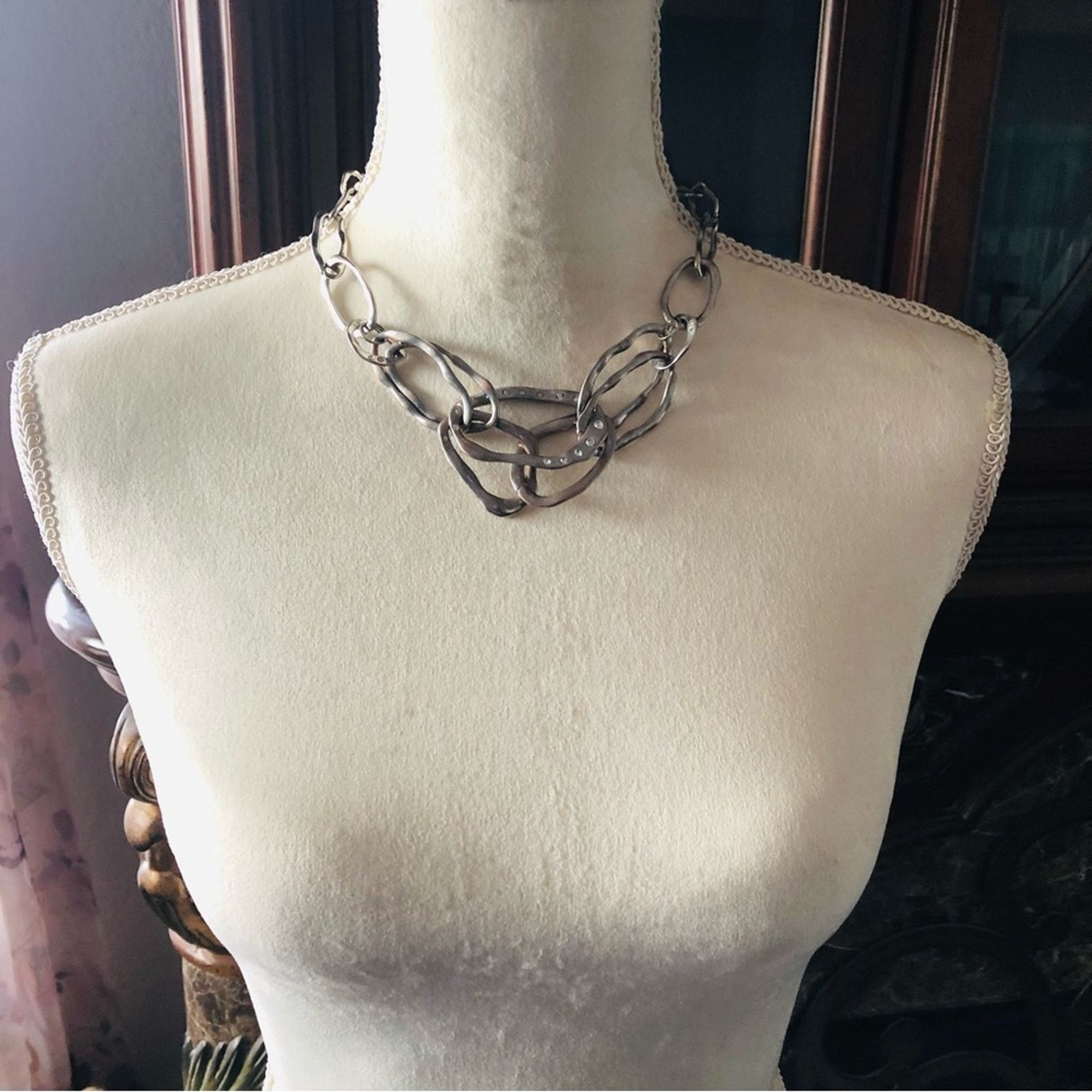 Jewelry Elle silver plated hammered link chain necklace Size ONE SIZE - 5 Thumbnail