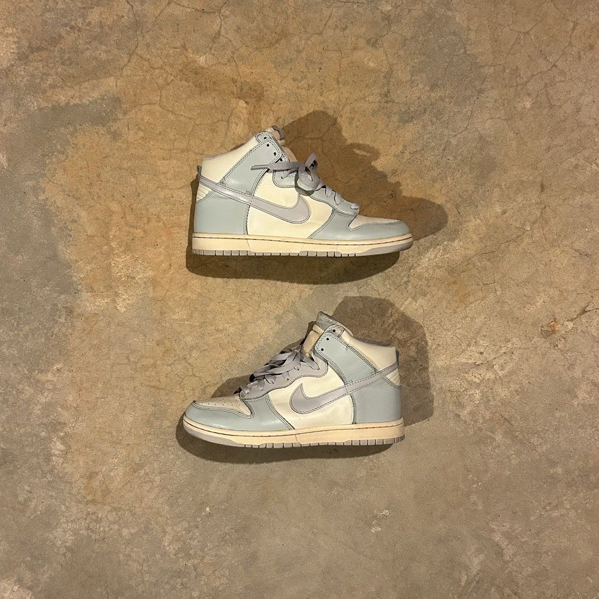 Nike Dunk High Vntg | Grailed