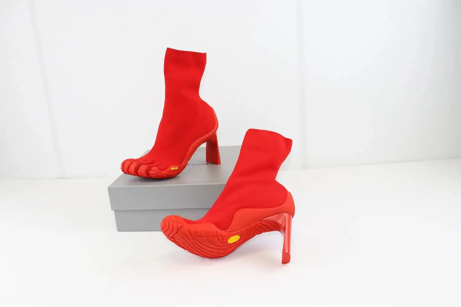 Balenciaga o1s1rm0724 High Toe Bootie Recycle in Red Size US 10 / IT 40 - 4 Thumbnail