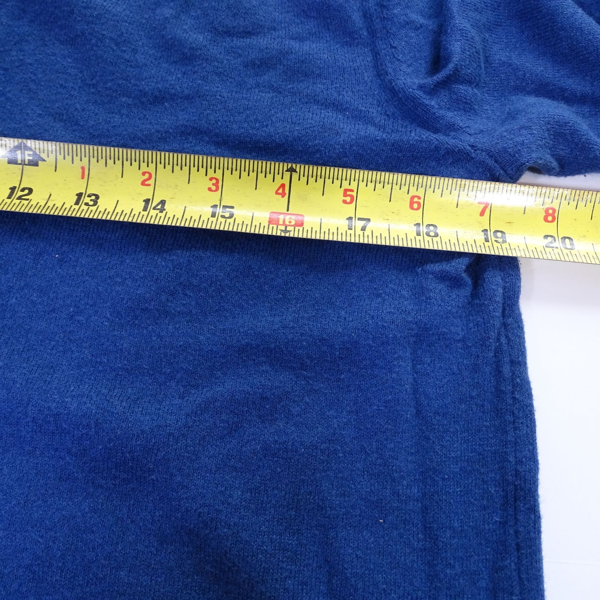 Banana Republic Banana Republic Luxe Sweater Men Blue V-Neck Pullover Size M Size US M / EU 48-50 / 2 - 8 Thumbnail