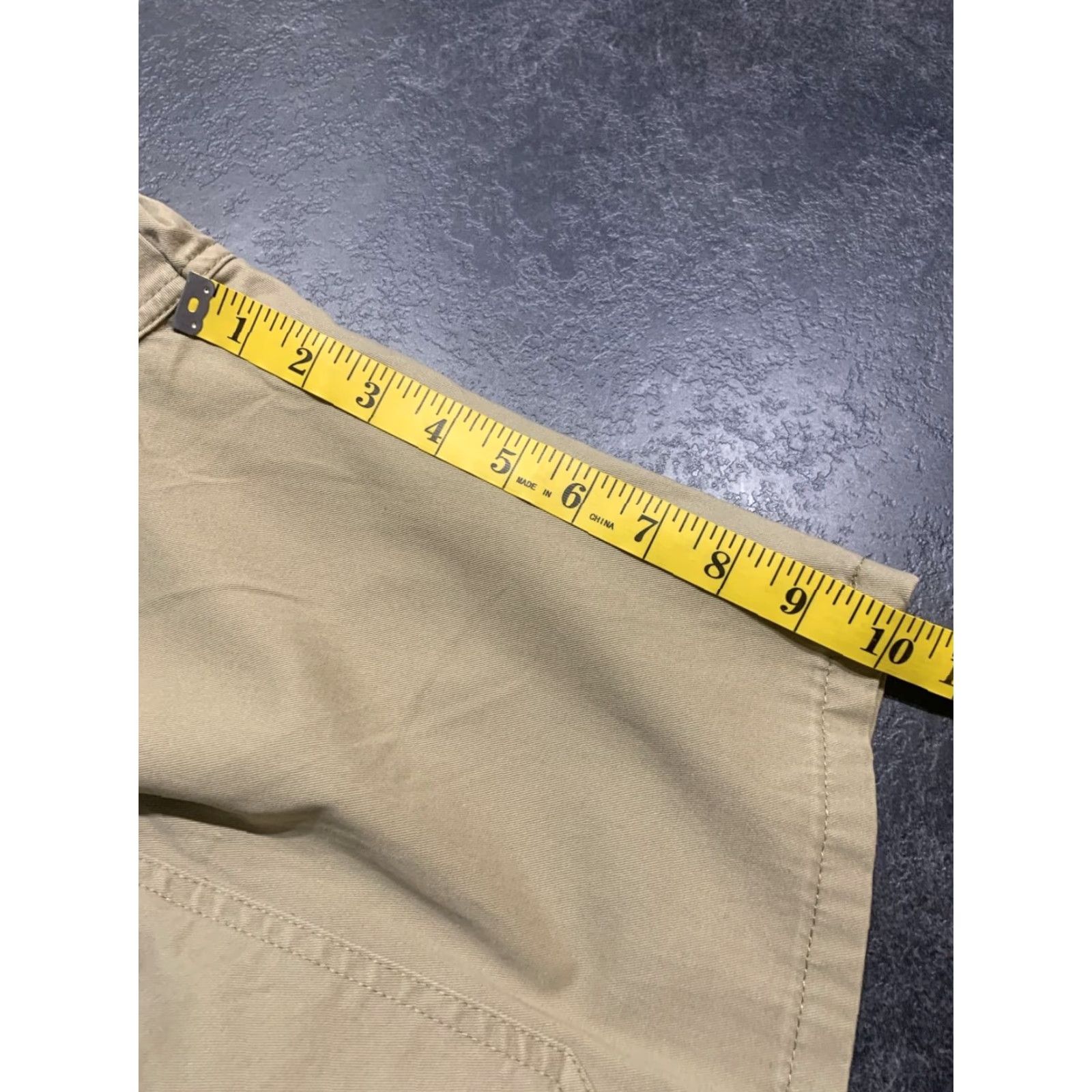 Wrangler VINTAGE Wrangler Cargo Shorts Men’s Relaxed Fit Khaki 30 Casual Cotton Blend Stretch Tech Pockets Size US 30 / EU 46 - 7 Thumbnail