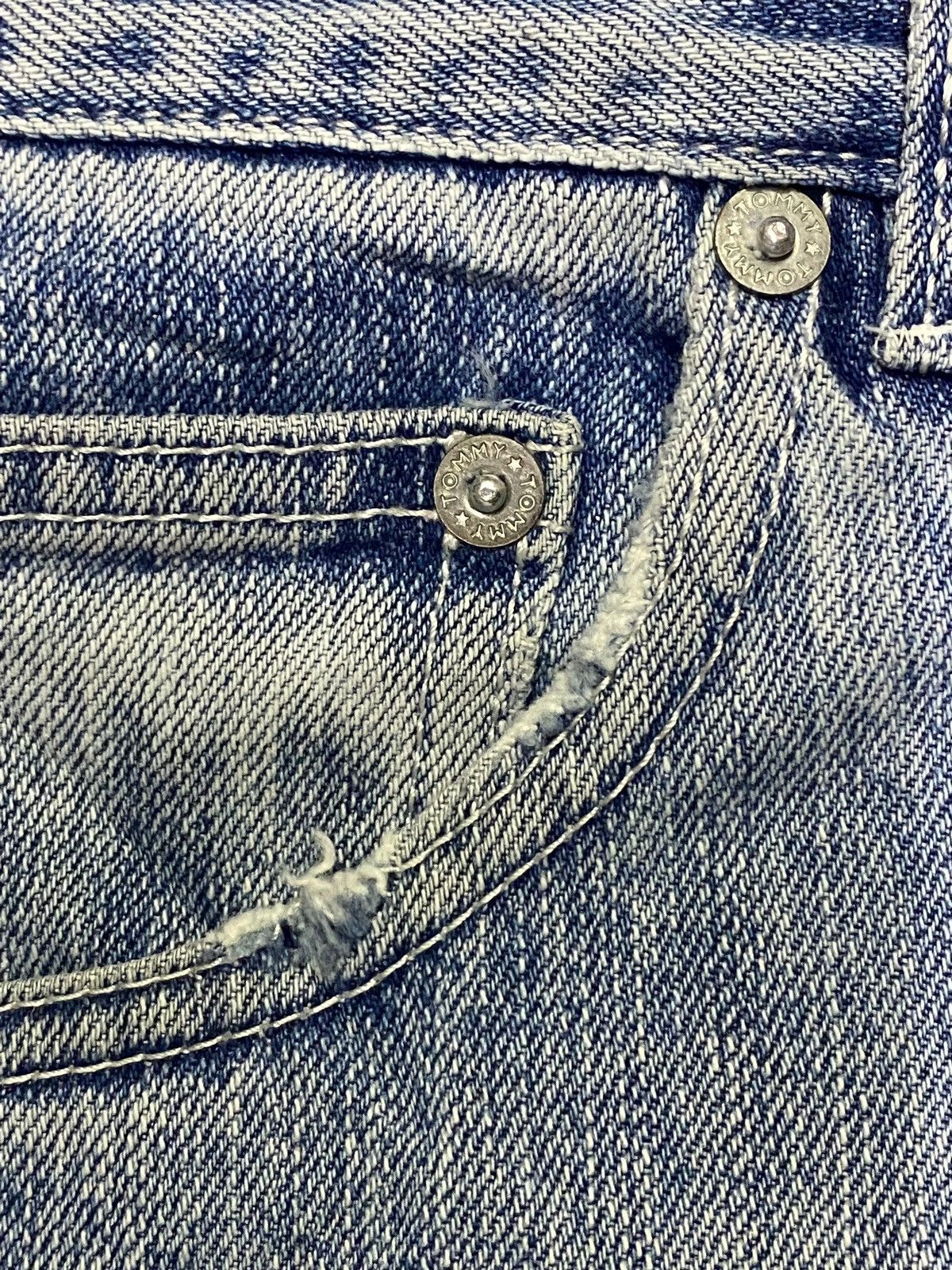 Tommy Hilfiger Vintage Tommy Jean Embroidered Faded Distressed Loose Jeans Size US 36 / EU 52 - 11 Thumbnail