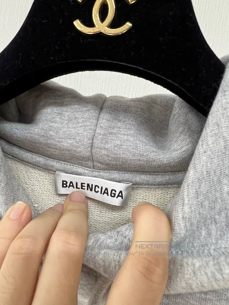 Balenciaga Balenciaga Gray Letter Print Hooded Sweatshirt Size US L / EU 52-54 / 3 - 4 Thumbnail