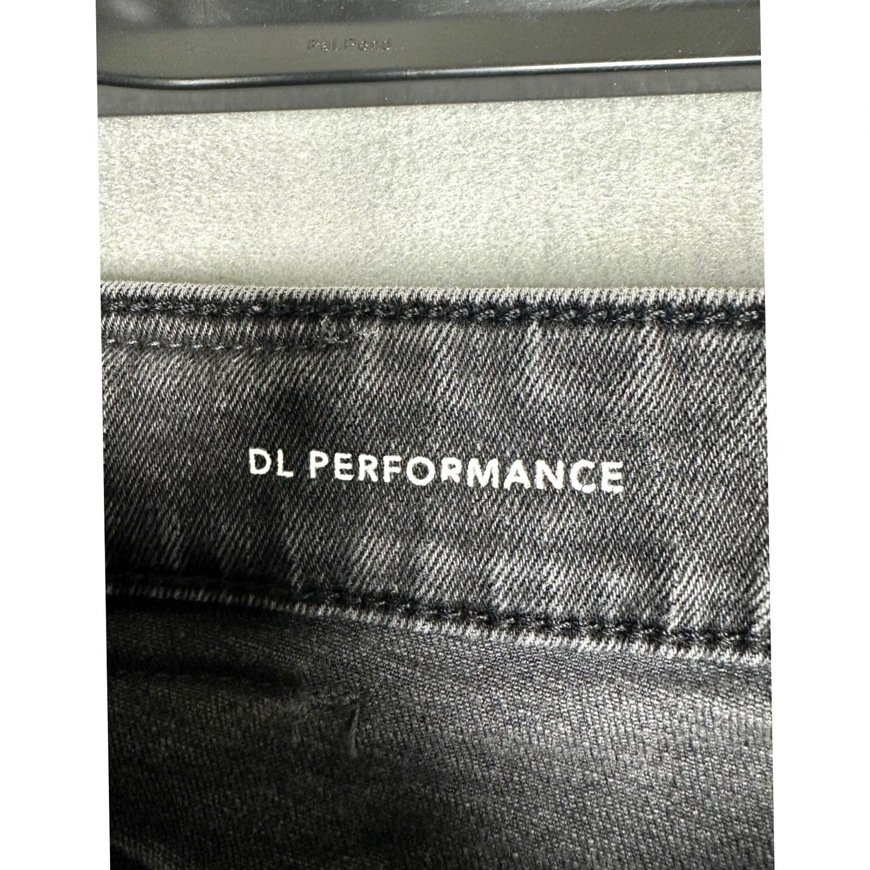 DL1961 DL1961 Cooper Tapered Mens Jeans 31X32 Charcoal Gray DL Performance Stretch Denim 5-Pocket Slim Fit Medium Rise Waist 31 Inseam 32 Inseam Size US 31 - 3 Thumbnail