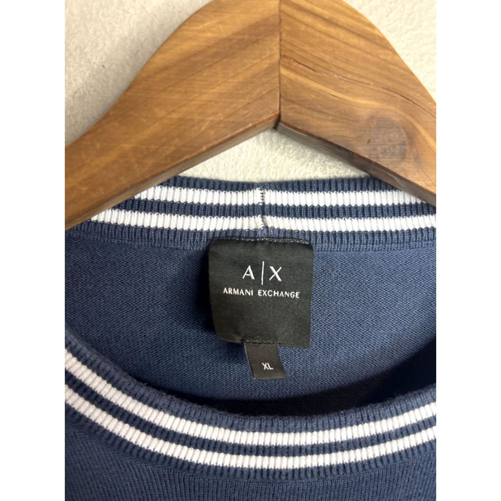 Armani Exchange VINTAGE Armani Exchange Sweater Mens XL Blue Crew Neck Pullover Logo Knit Striped Collar Size US XL / EU 56 / 4 - 3 Thumbnail