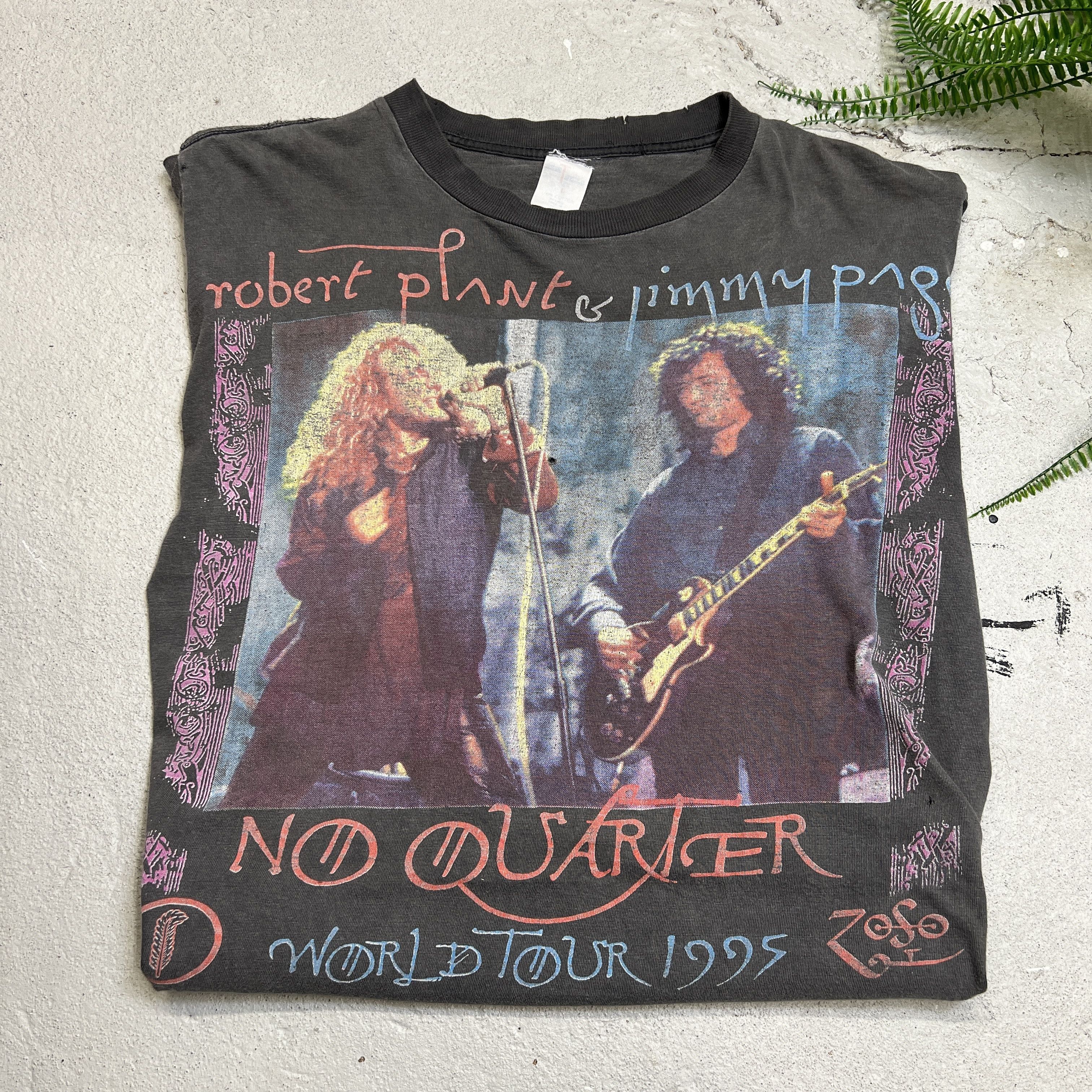 1995 Led Zeppelin Robert Plant Jimmy Page No Quarter Tee