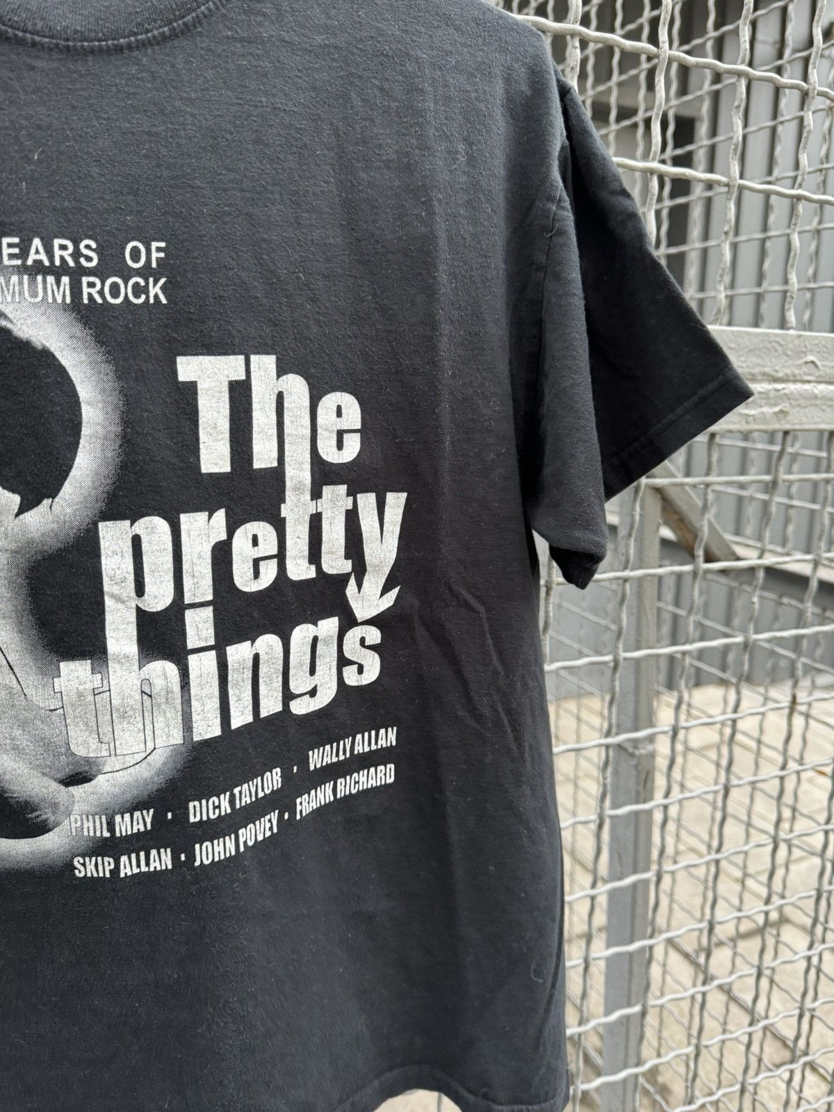 Band Tees Vintage 2004 The Pretty Things Tour Shirt Rare Y2K Size US M / EU 48-50 / 2 - 6 Thumbnail