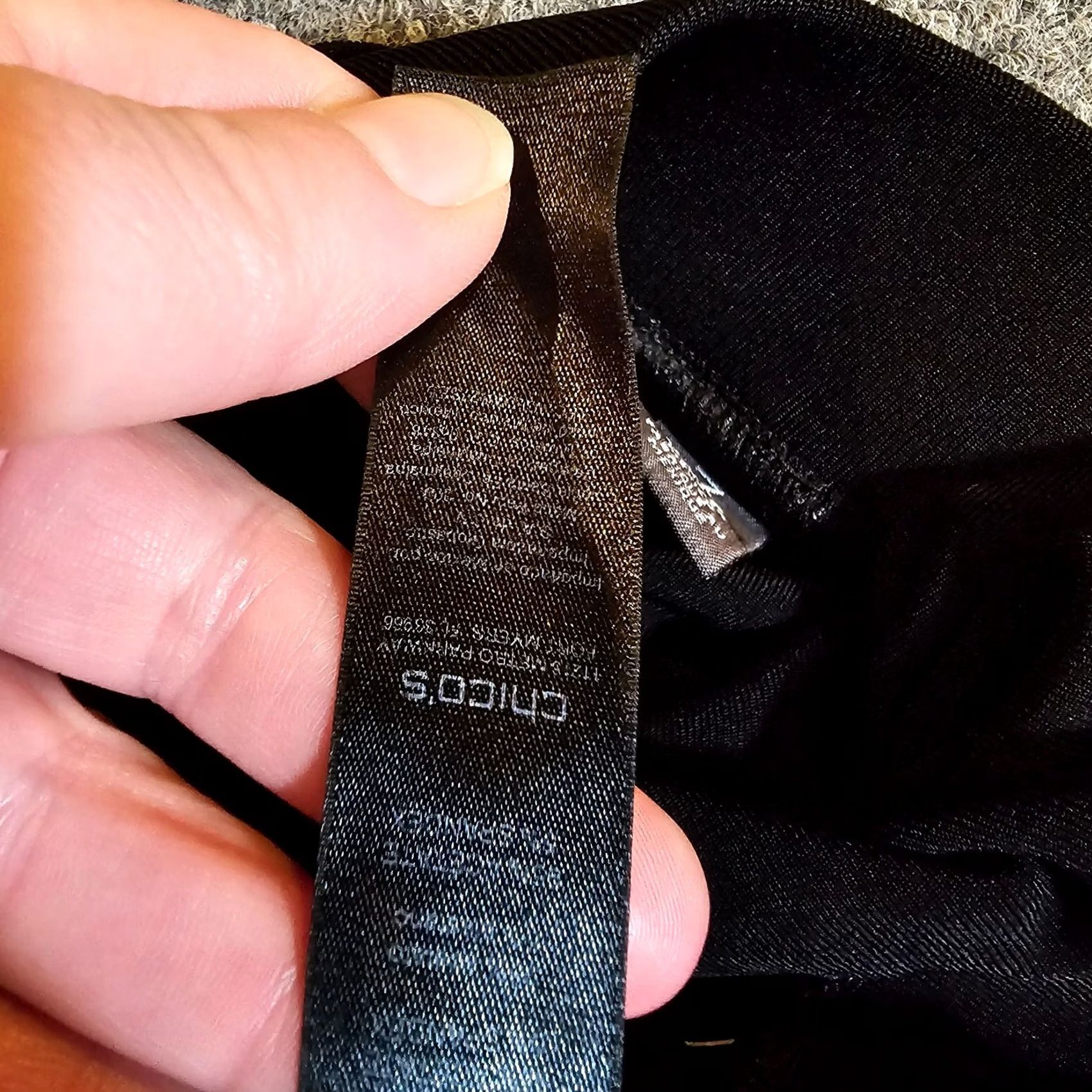 Vintage Chicos Pants Womens XL Black Wide-Leg Slinky Pull On No Iron Career Casual Dress Pants Womens XL Black Wide-Leg Size 40" / US 18 - 7 Thumbnail