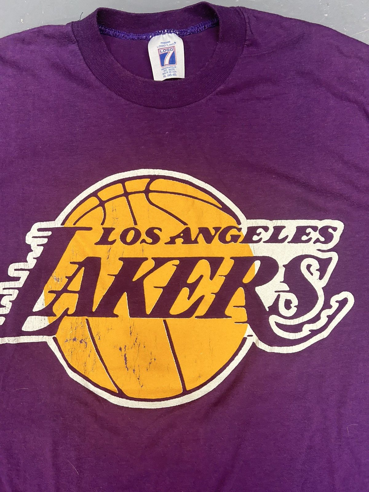 Logo 7 × NBA × Vintage Crazy Vintage 90s Essential Purple LA Lakers NBA Tee Shirt Size US L / EU 52-54 / 3 - 2 Thumbnail