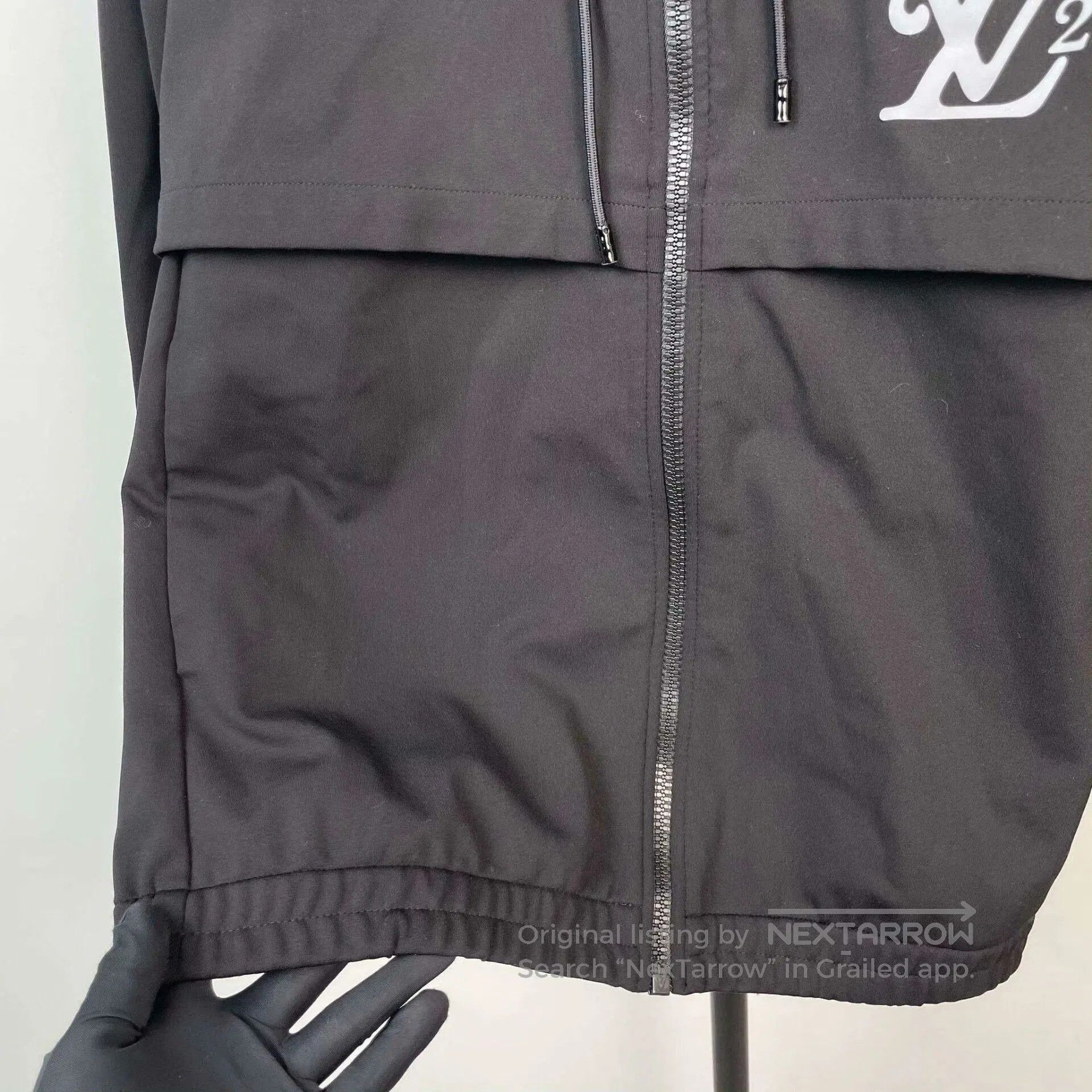 Louis Vuitton Louis Vuitton Black Hooded Logo Jacket. Size US M / EU 48-50 / 2 - 7 Thumbnail