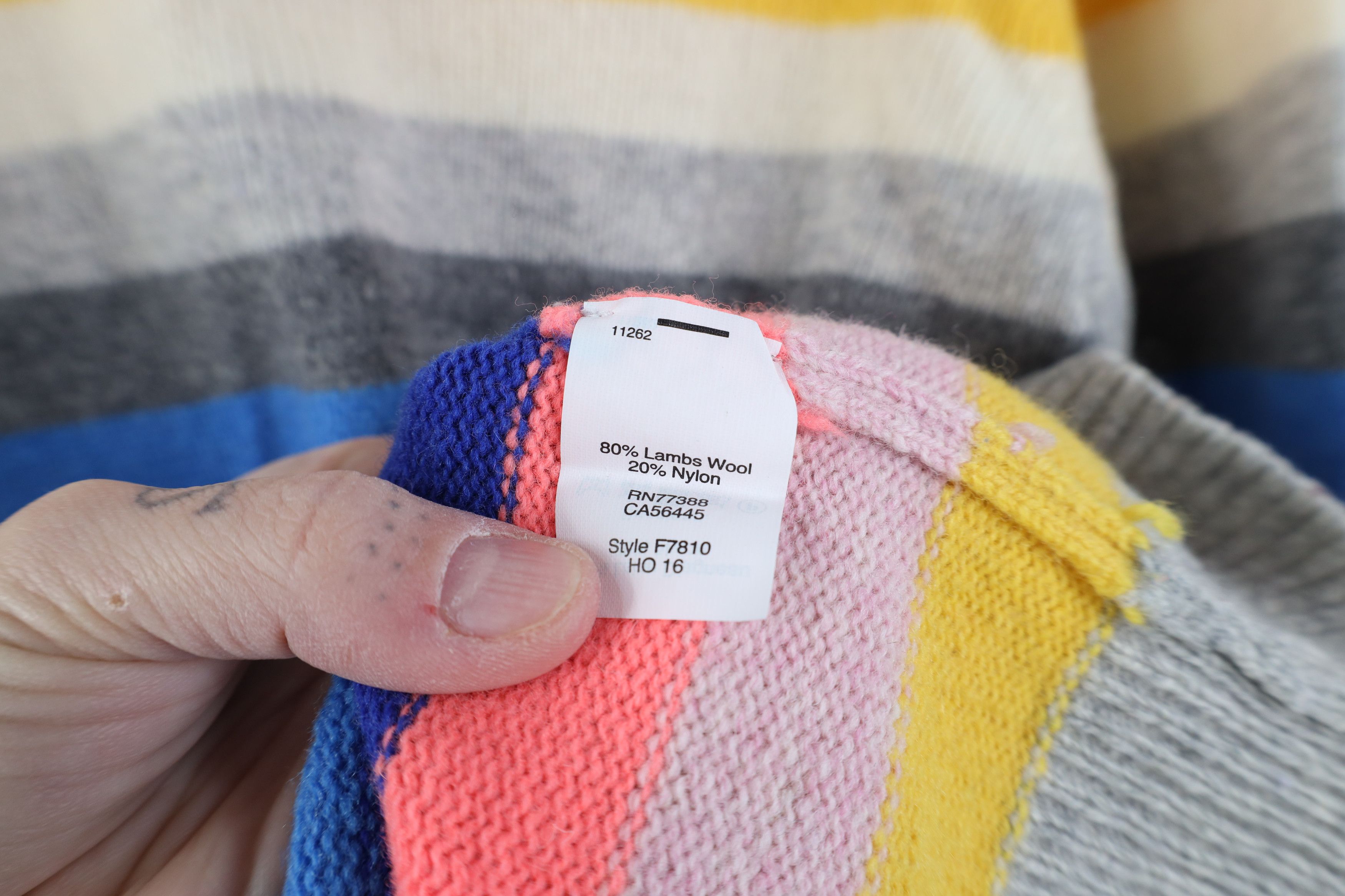 J.Crew Vintage Y2K J Crew Blend Rainbow Striped Knit Sweater Size S / US 4 / IT 40 - 8 Thumbnail