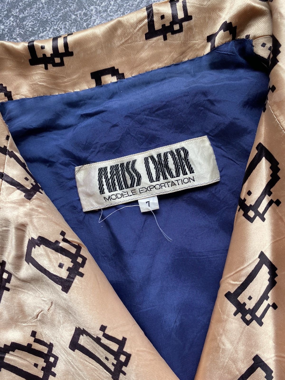 Dior Rare✨ MISS DIOR Monogram Vintage Trench Coat Jacket Size M / US 6-8 / IT 42-44 - 14 Thumbnail