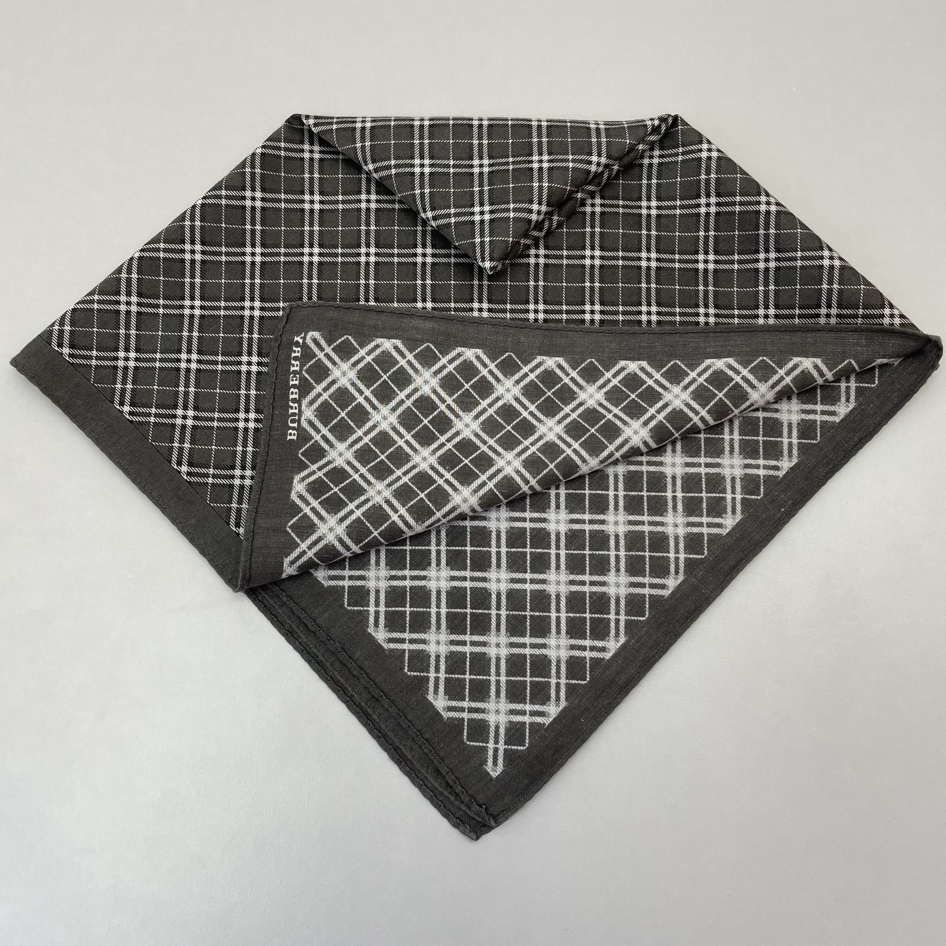 Burberry Burberry Handkerchief / Neckerchief / Bandana - 4277 Size ONE SIZE - 2 Thumbnail